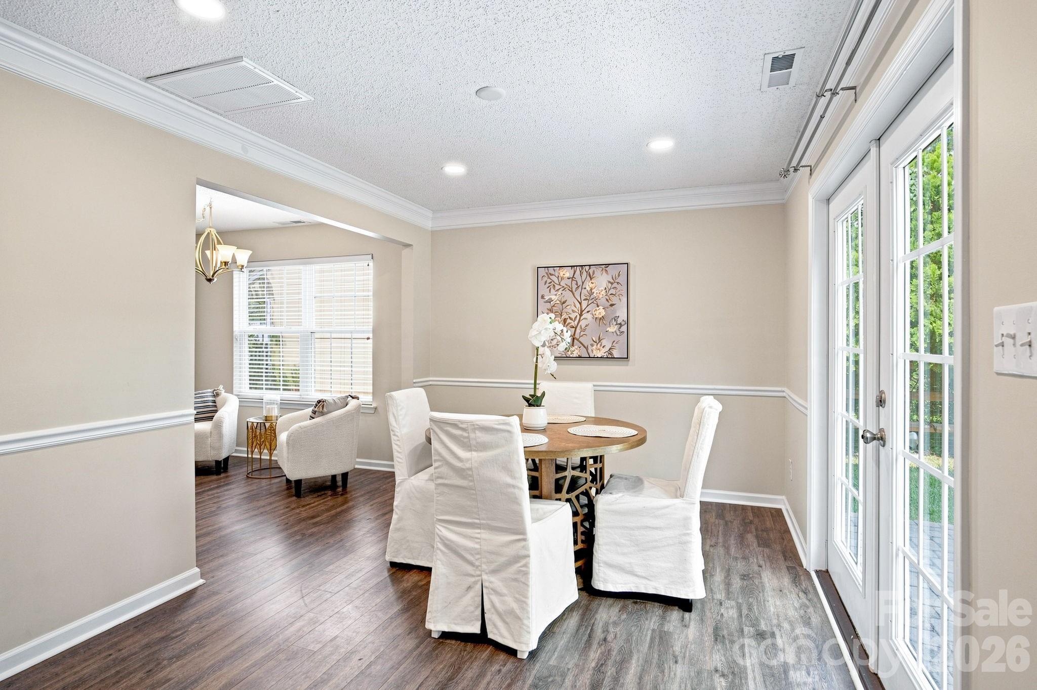 10404 Haddington Drive NW — Charlotte