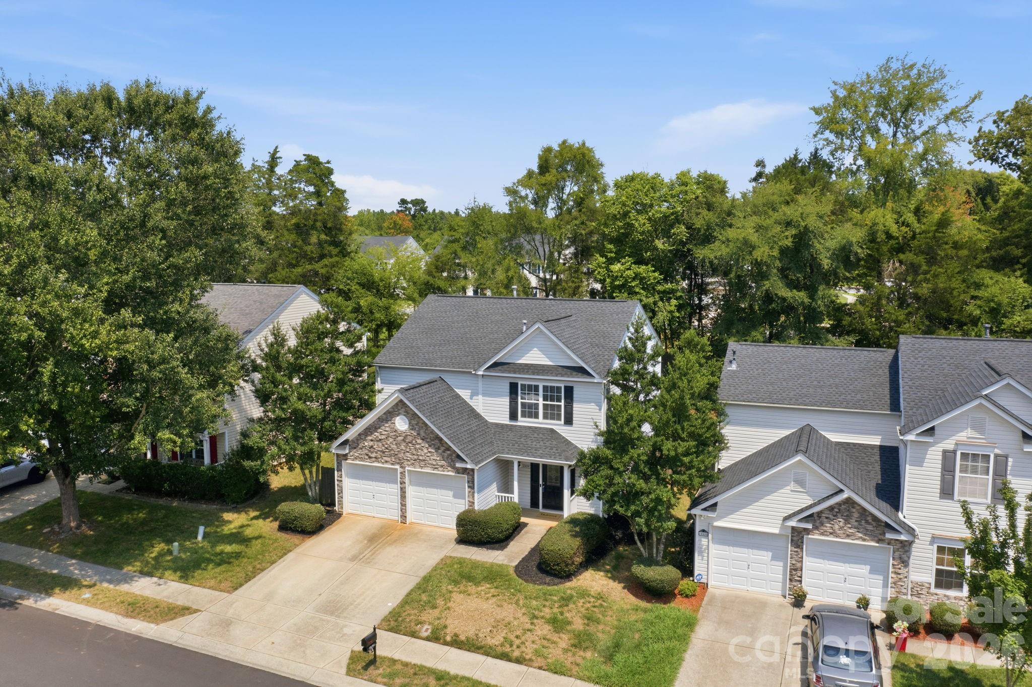 10404 Haddington Drive NW — Charlotte