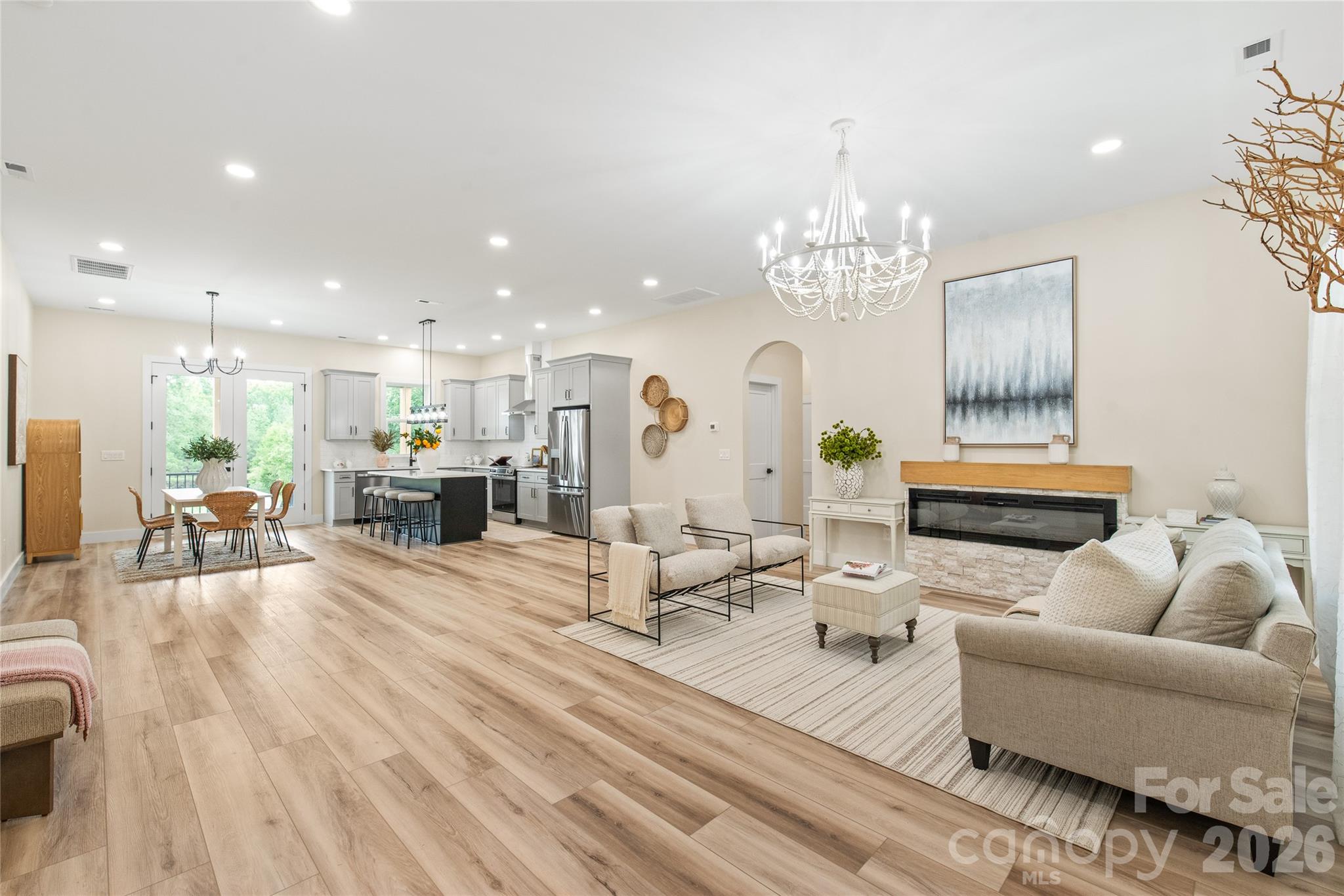 5822 Potter Road S — Waxhaw