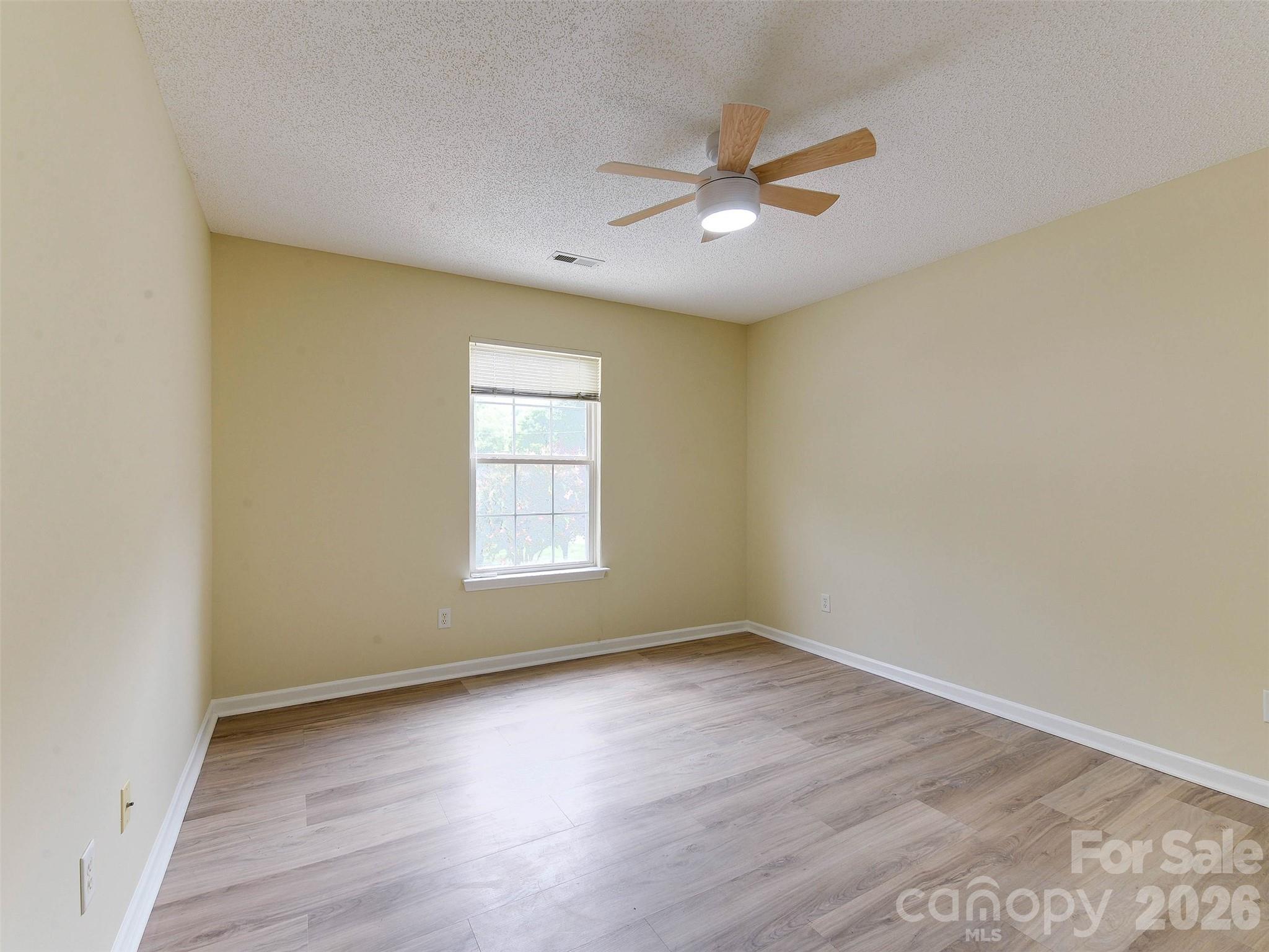 9128 Treyburn Drive — Charlotte