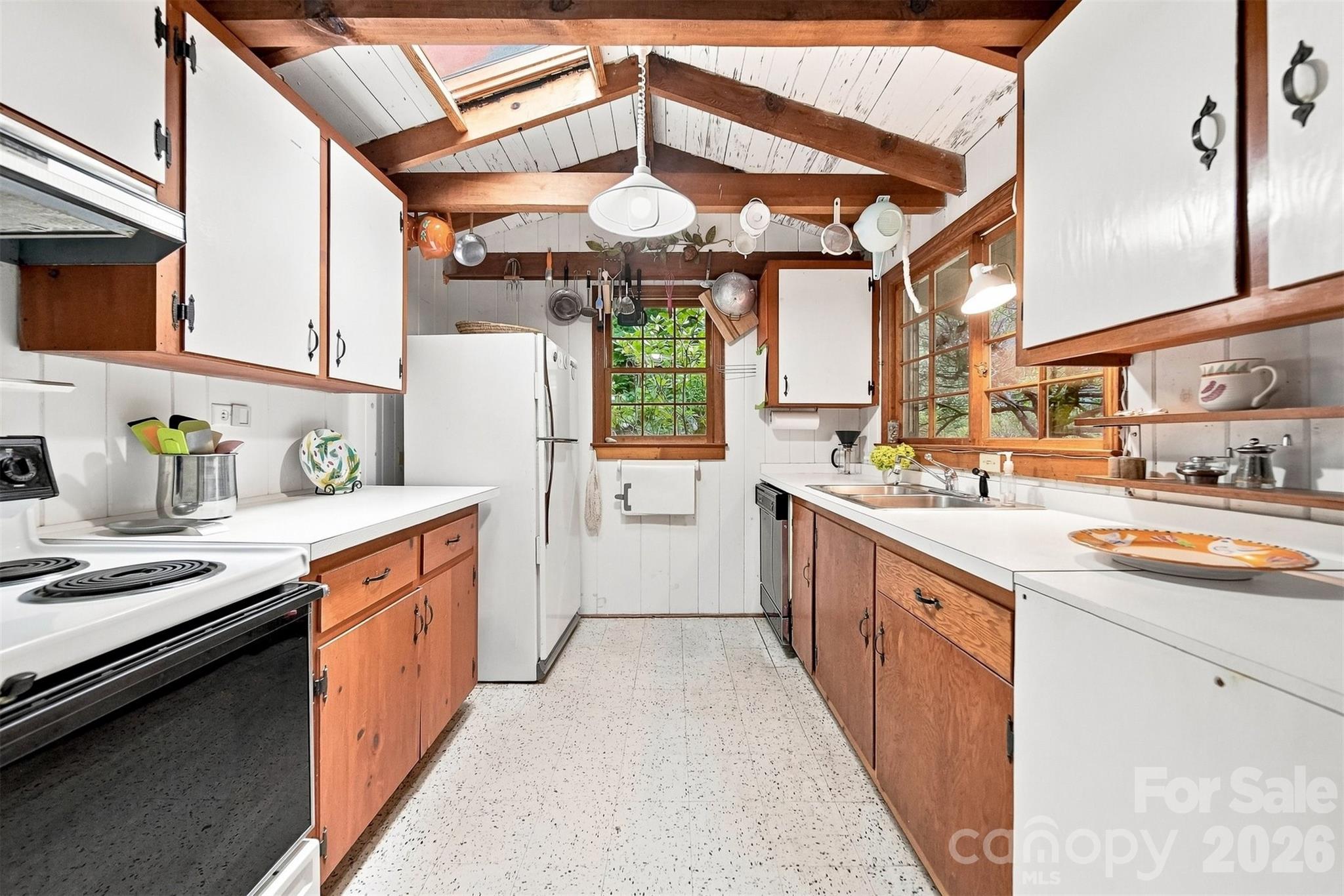 6354 Gingercake Road — Newland
