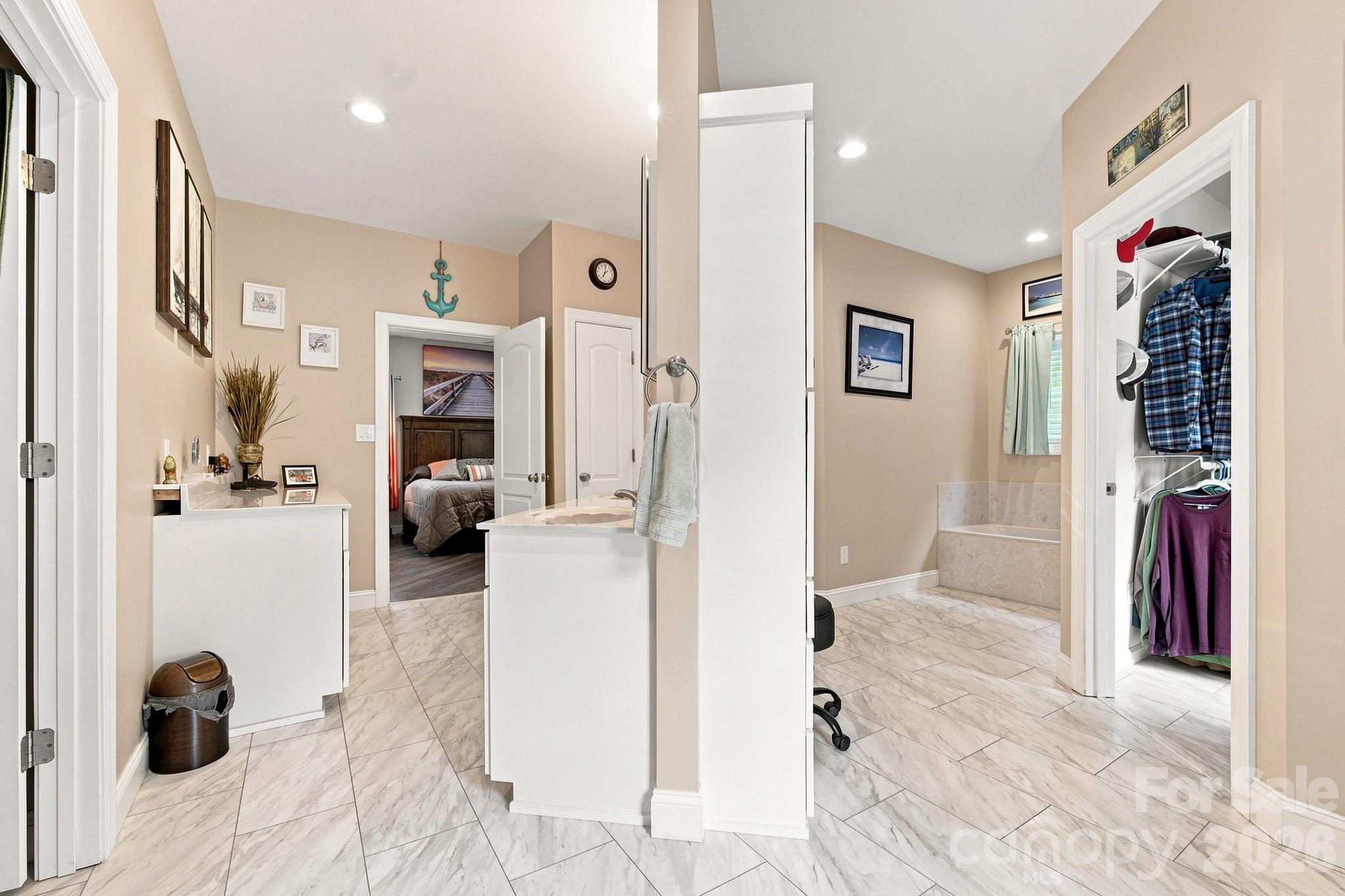 295 Idlewood Drive — Marion