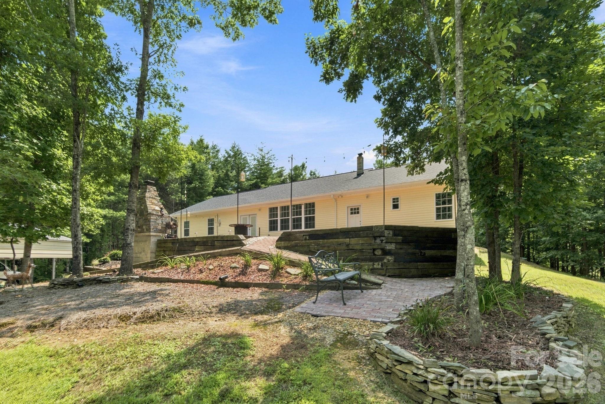 295 Idlewood Drive — Marion
