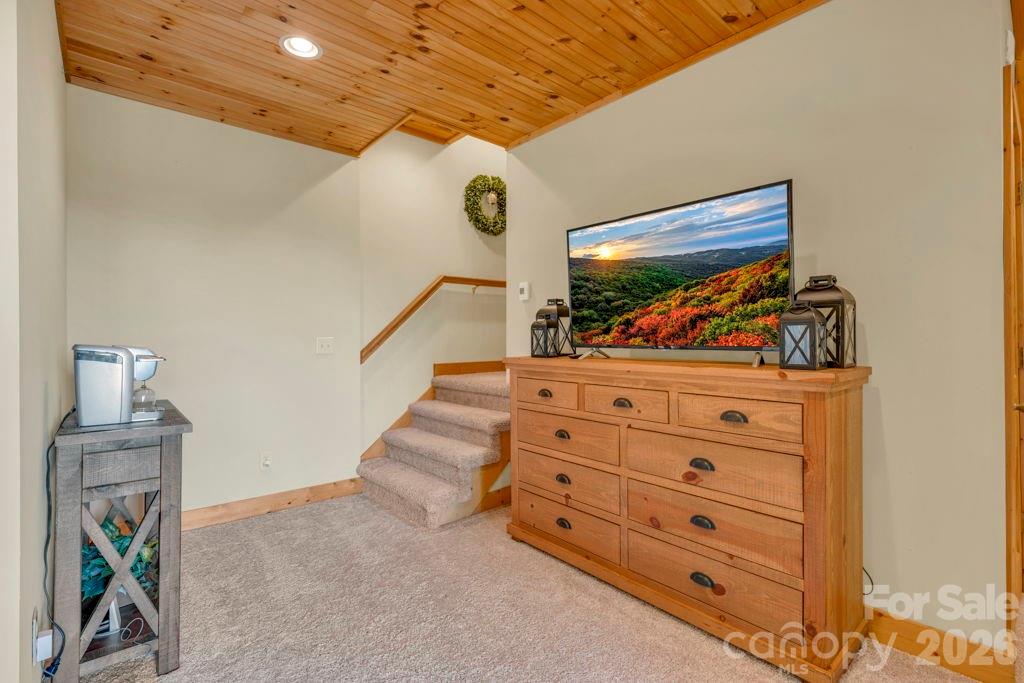 199 Bear Drive — Blowing Rock