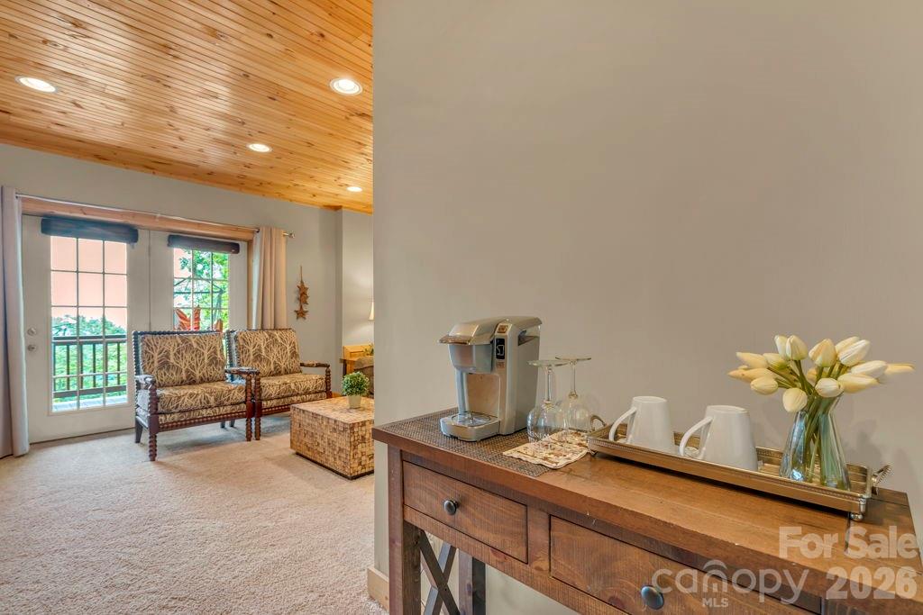 199 Bear Drive — Blowing Rock