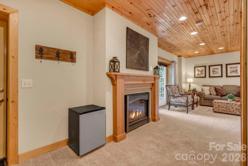 199 Bear Drive — Blowing Rock