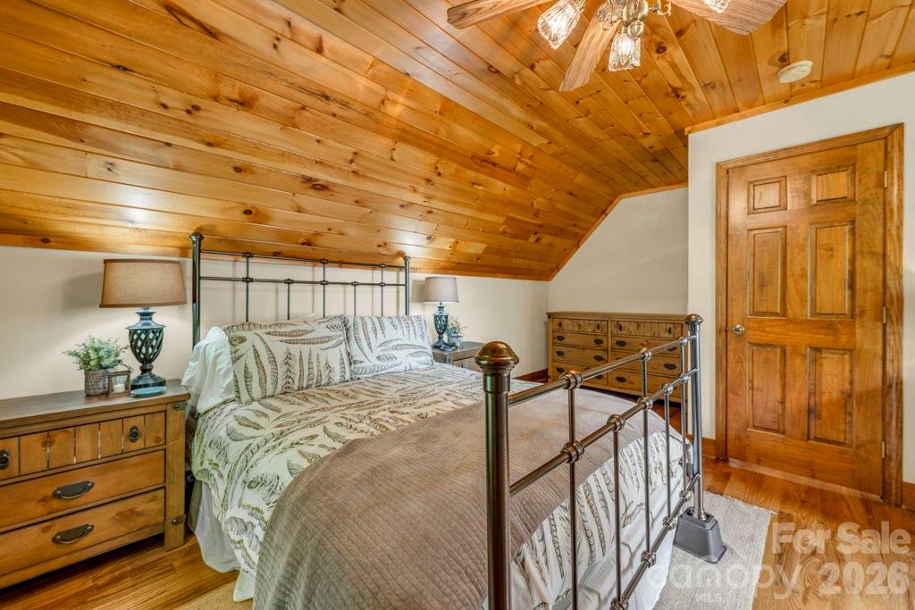199 Bear Drive — Blowing Rock