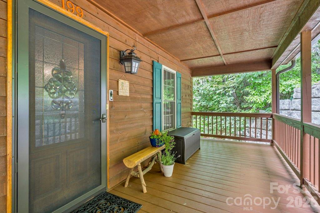 199 Bear Drive — Blowing Rock