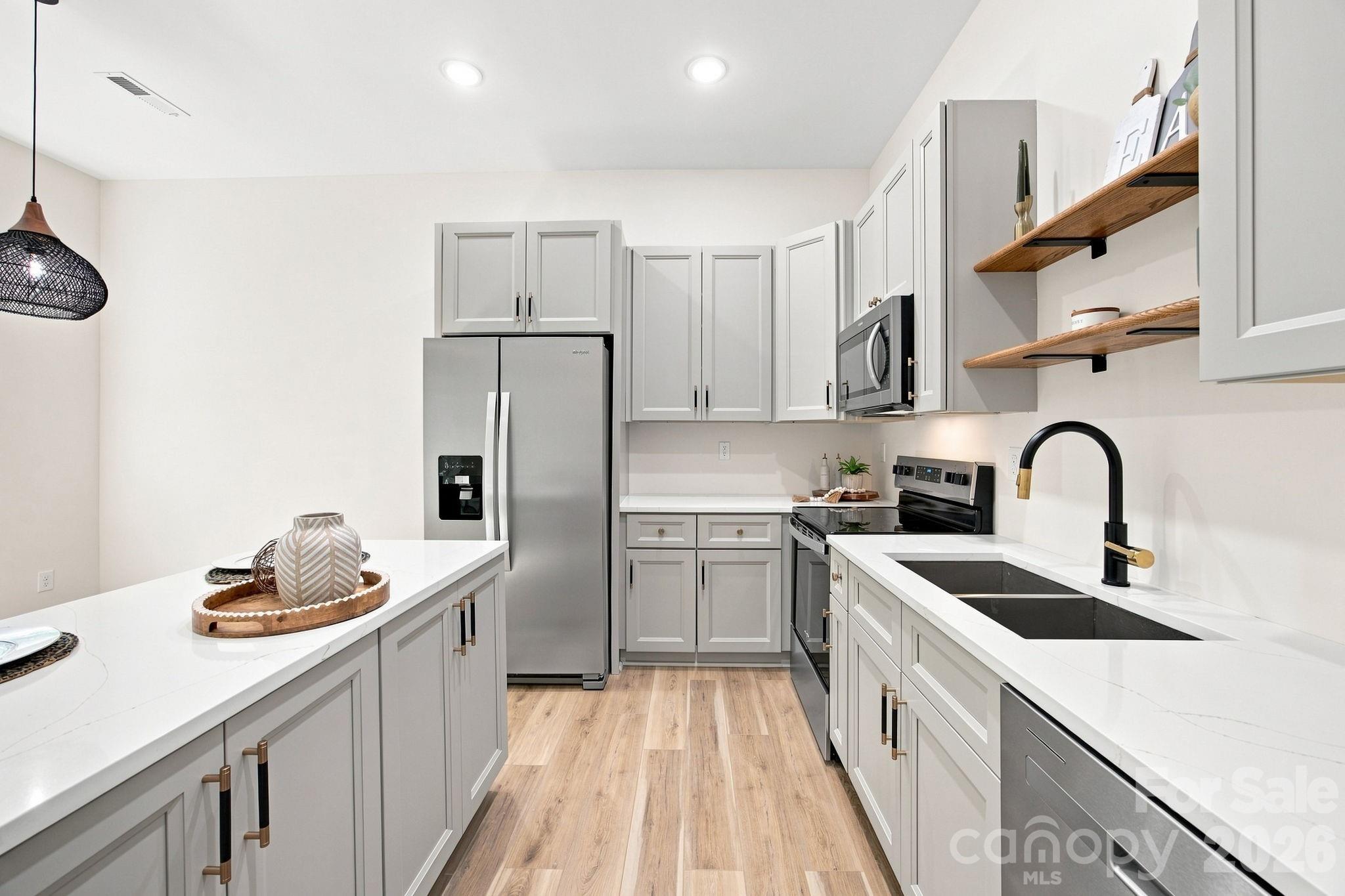 325 Lincoln Street SW #1/Unit A — Concord
