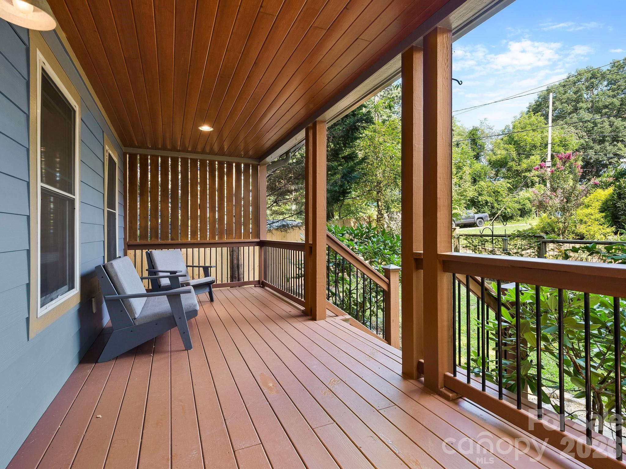 56 Harvard Place — Asheville