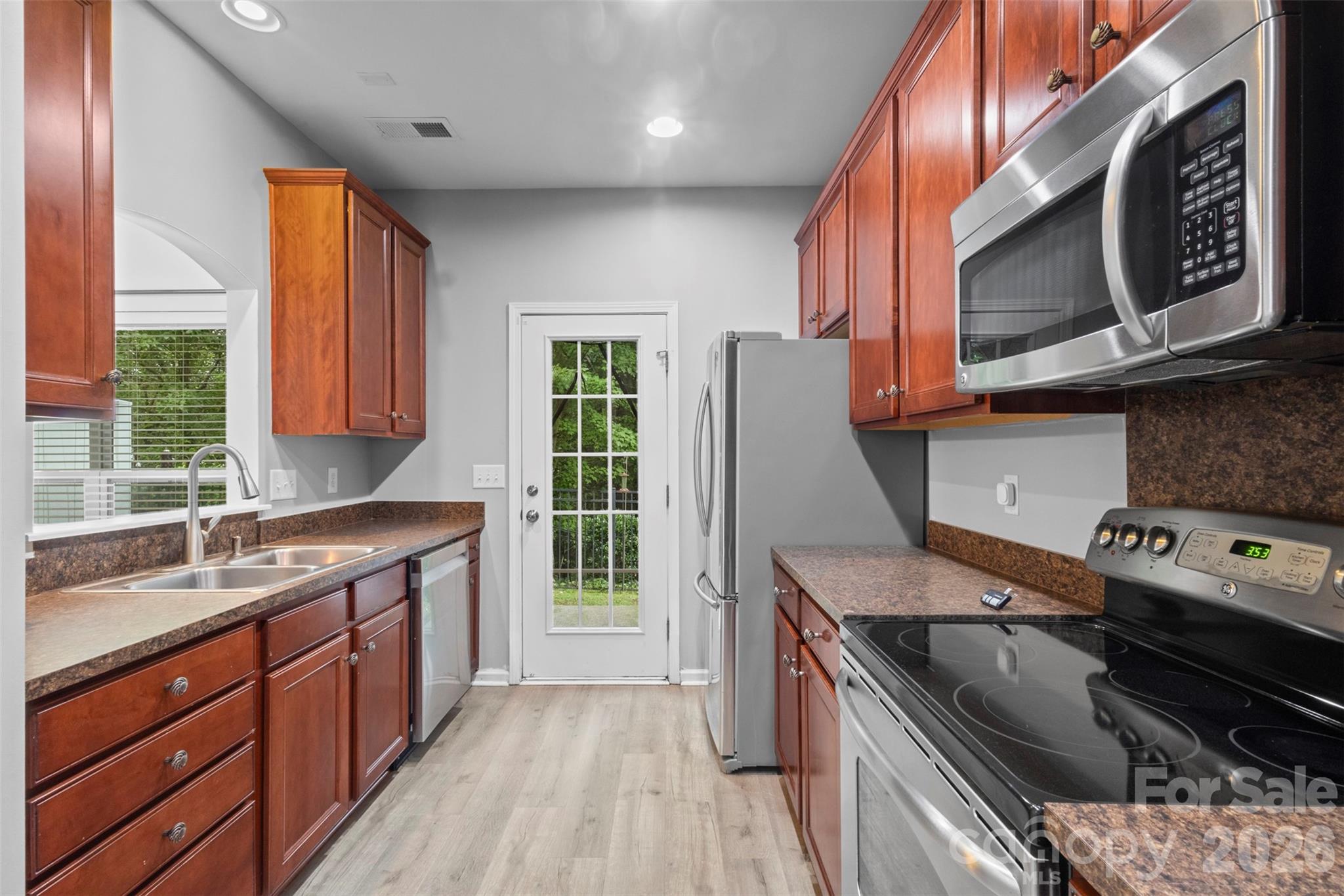 4707 Craigmoss Lane — Charlotte