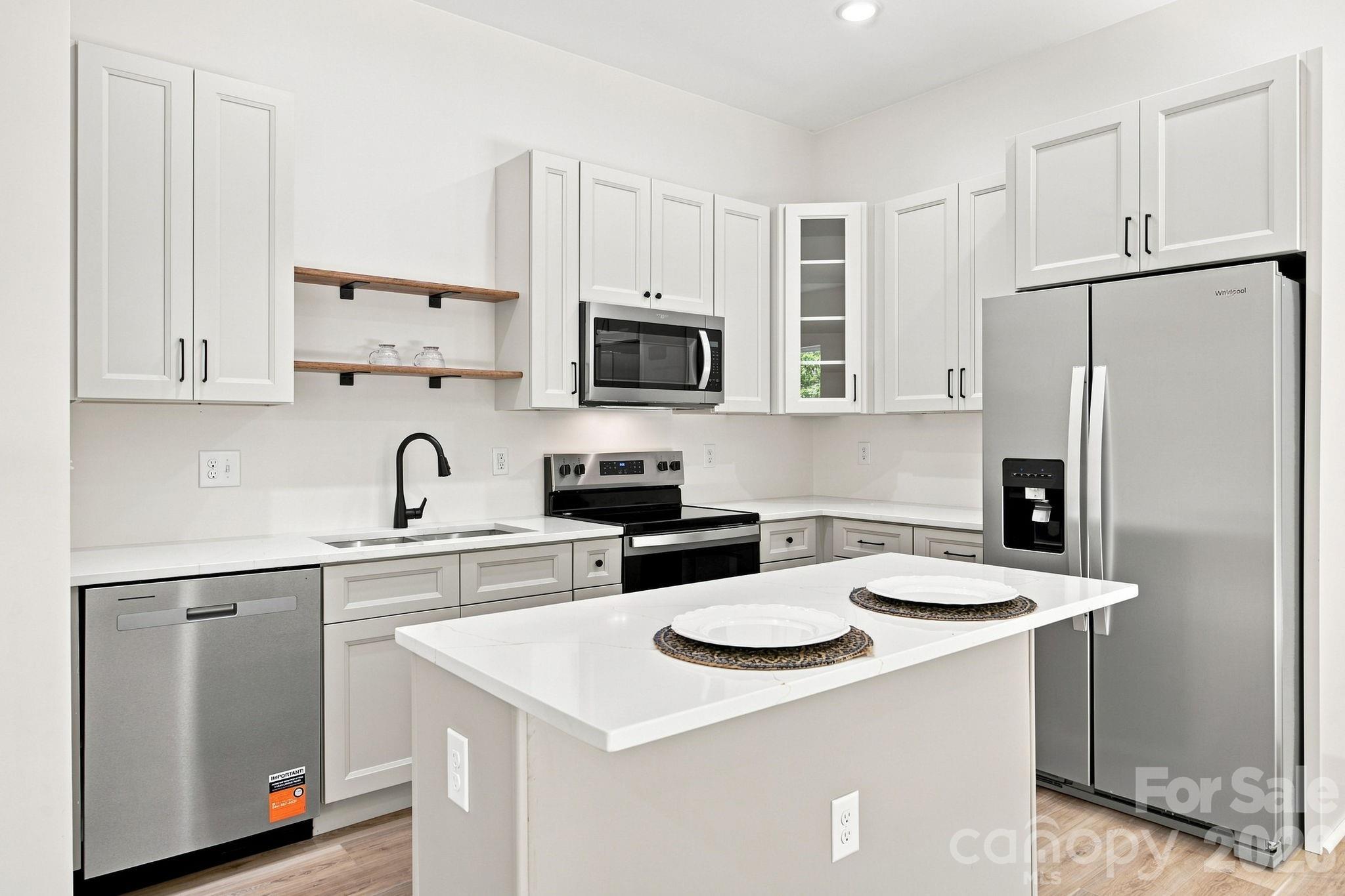 325 Lincoln Street SW #2/Unit B — Concord