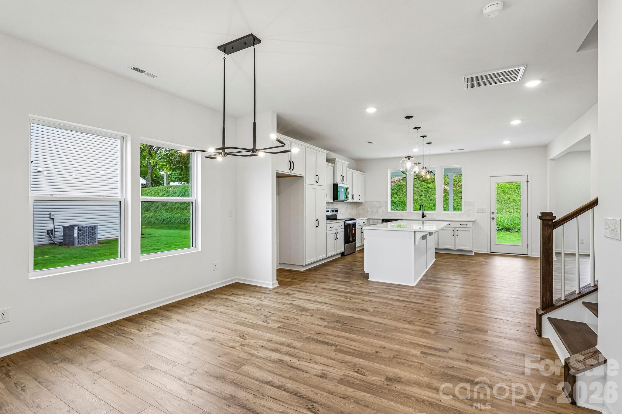 124 Pembroke Way #17 — Albemarle
