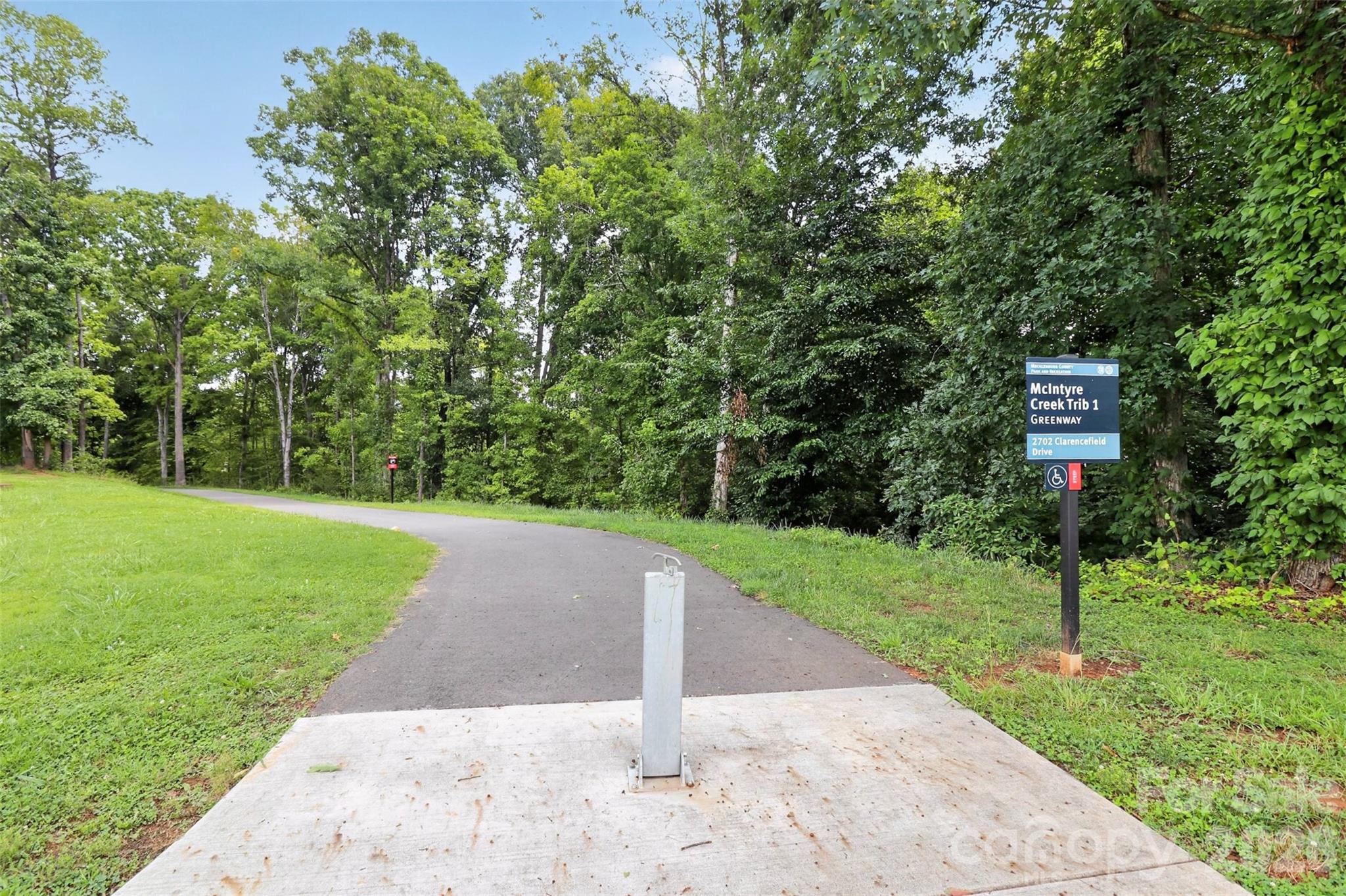 5800 Pennycross Lane — Charlotte