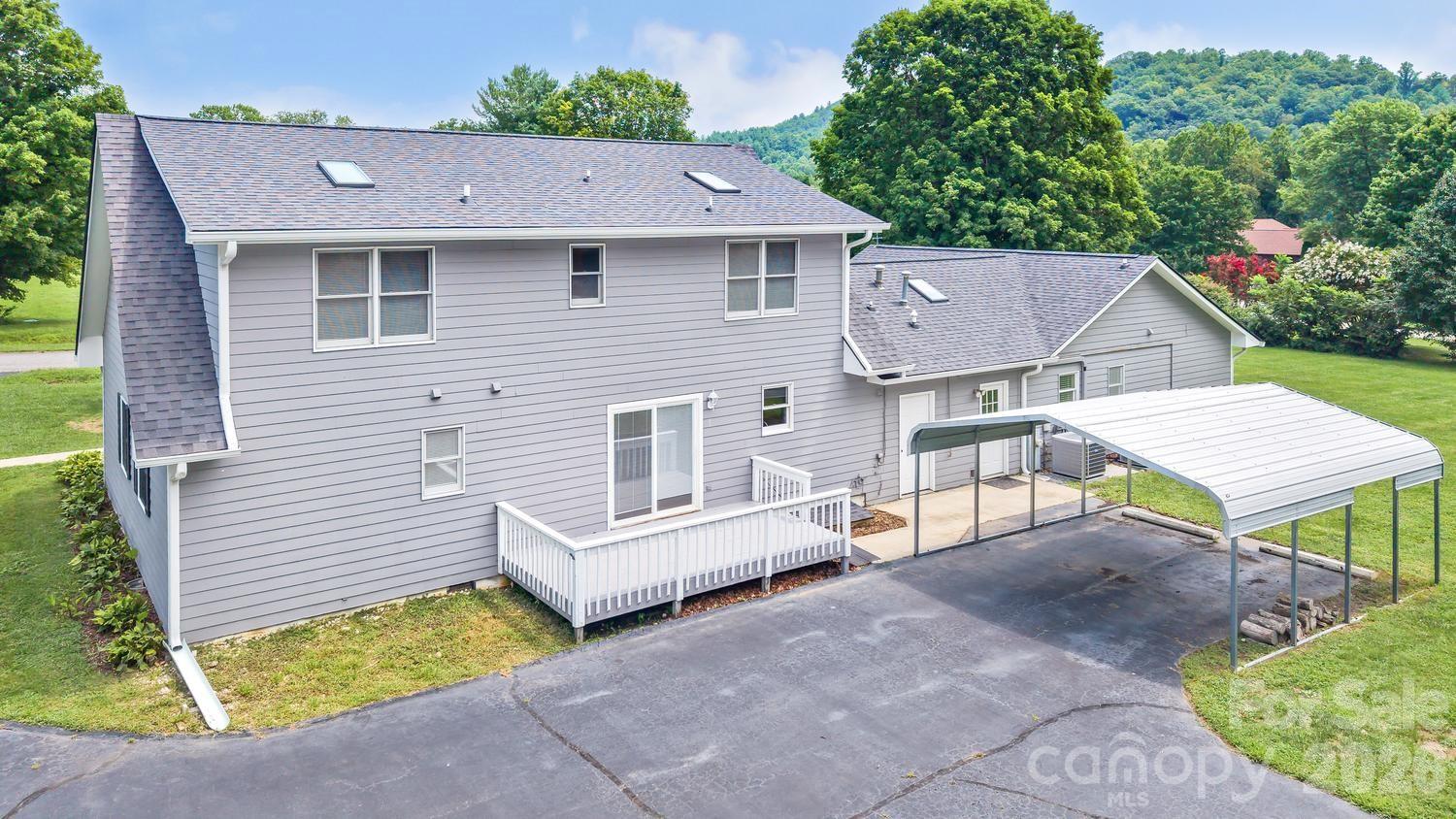 47 Cane Creek Circle — Fairview