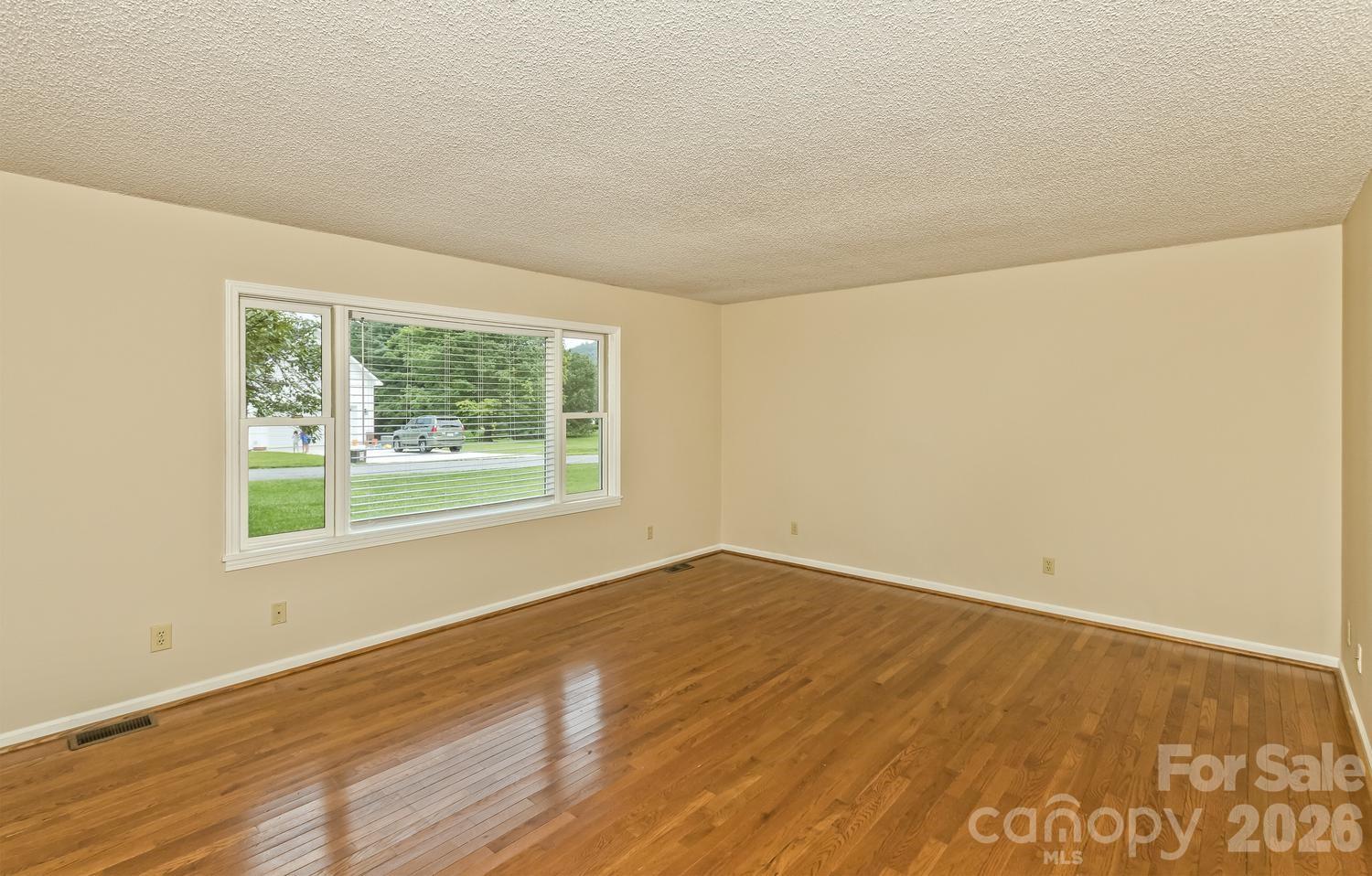 47 Cane Creek Circle — Fairview