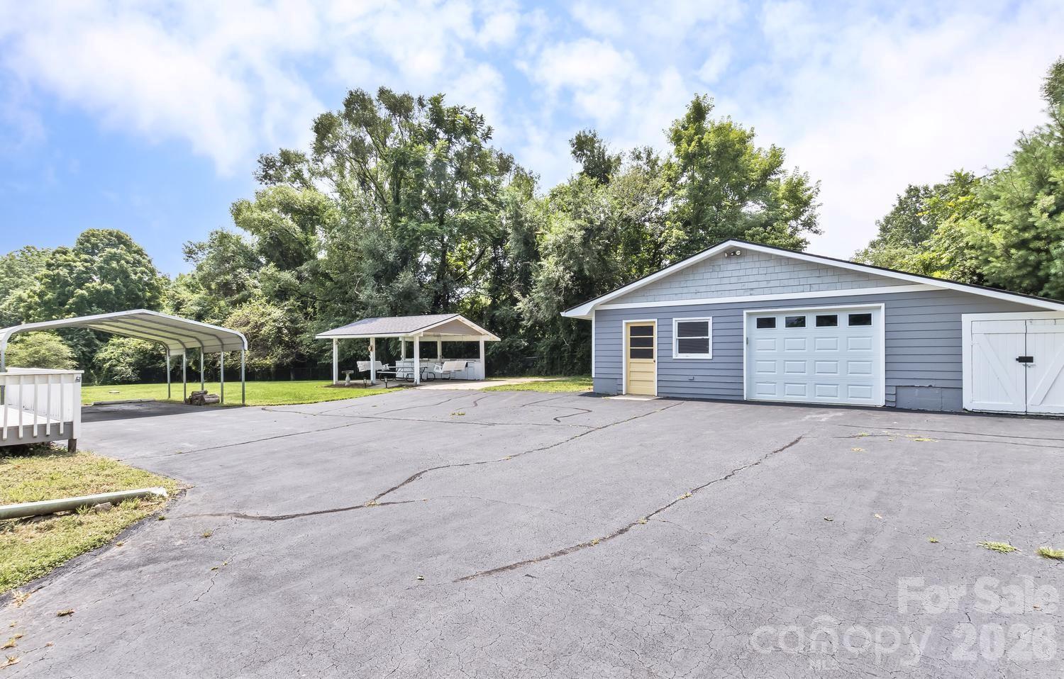 47 Cane Creek Circle — Fairview