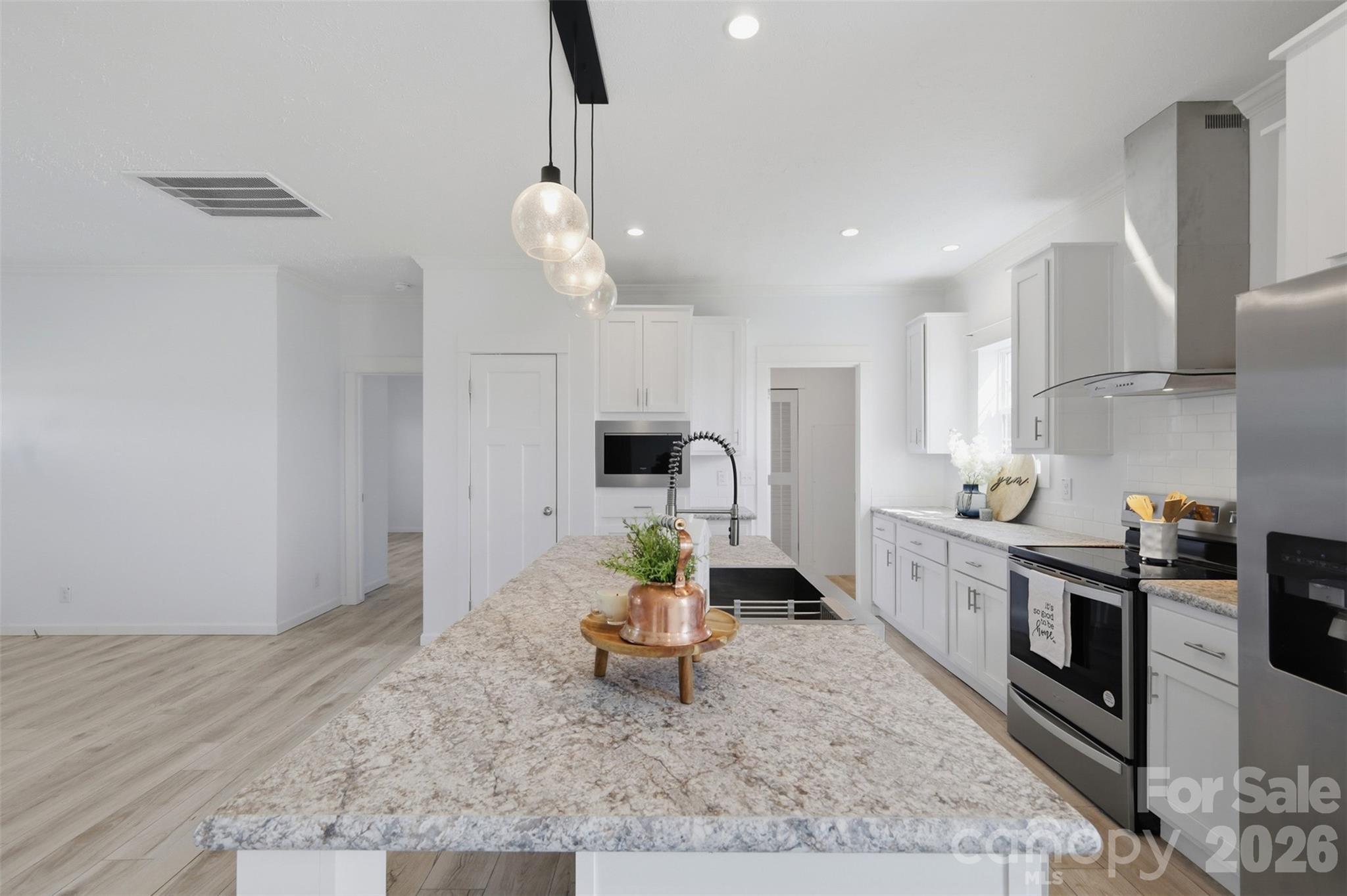 629 Mount Wesley Church Road — Hiddenite