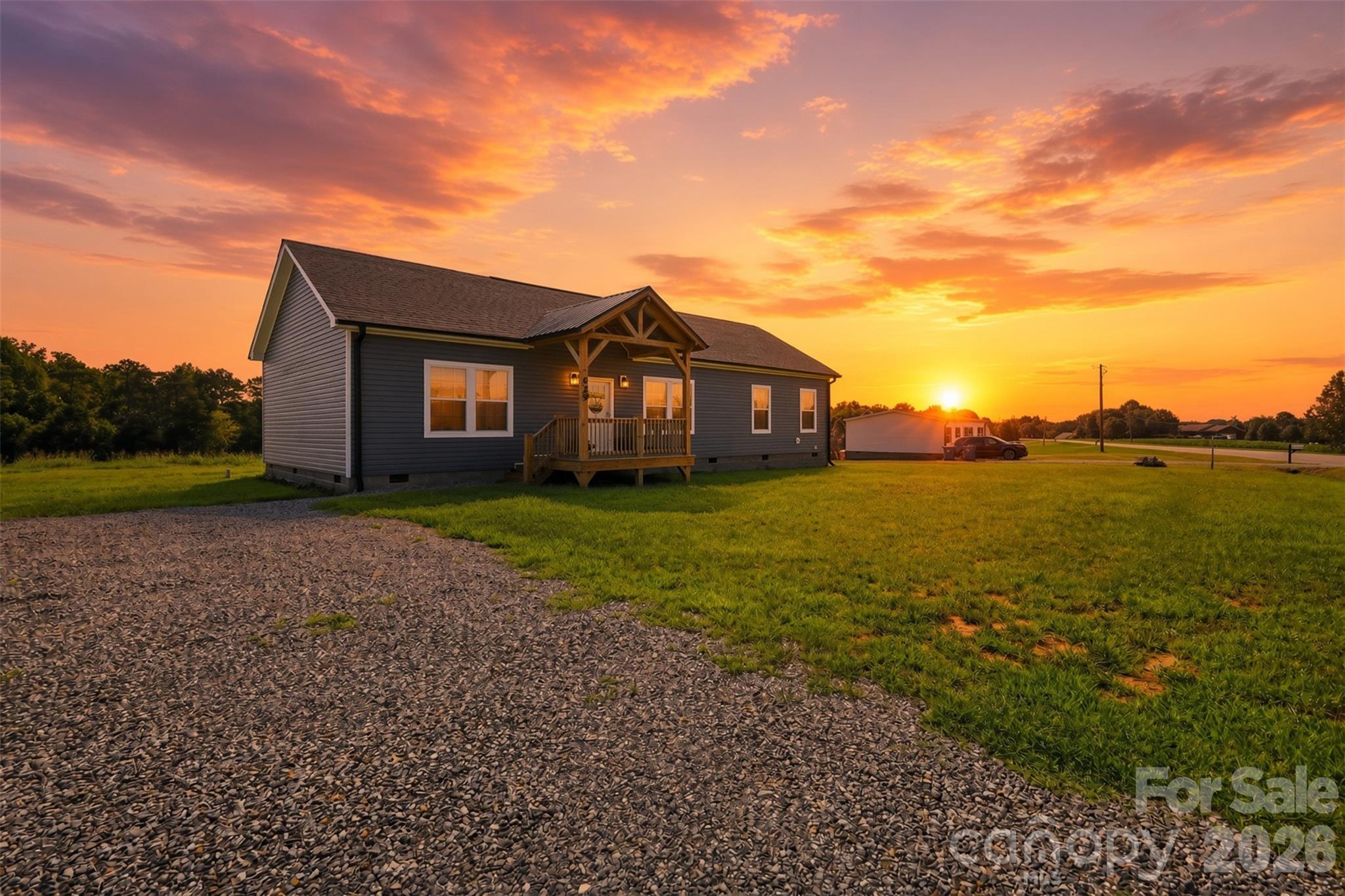 629 Mount Wesley Church Road — Hiddenite