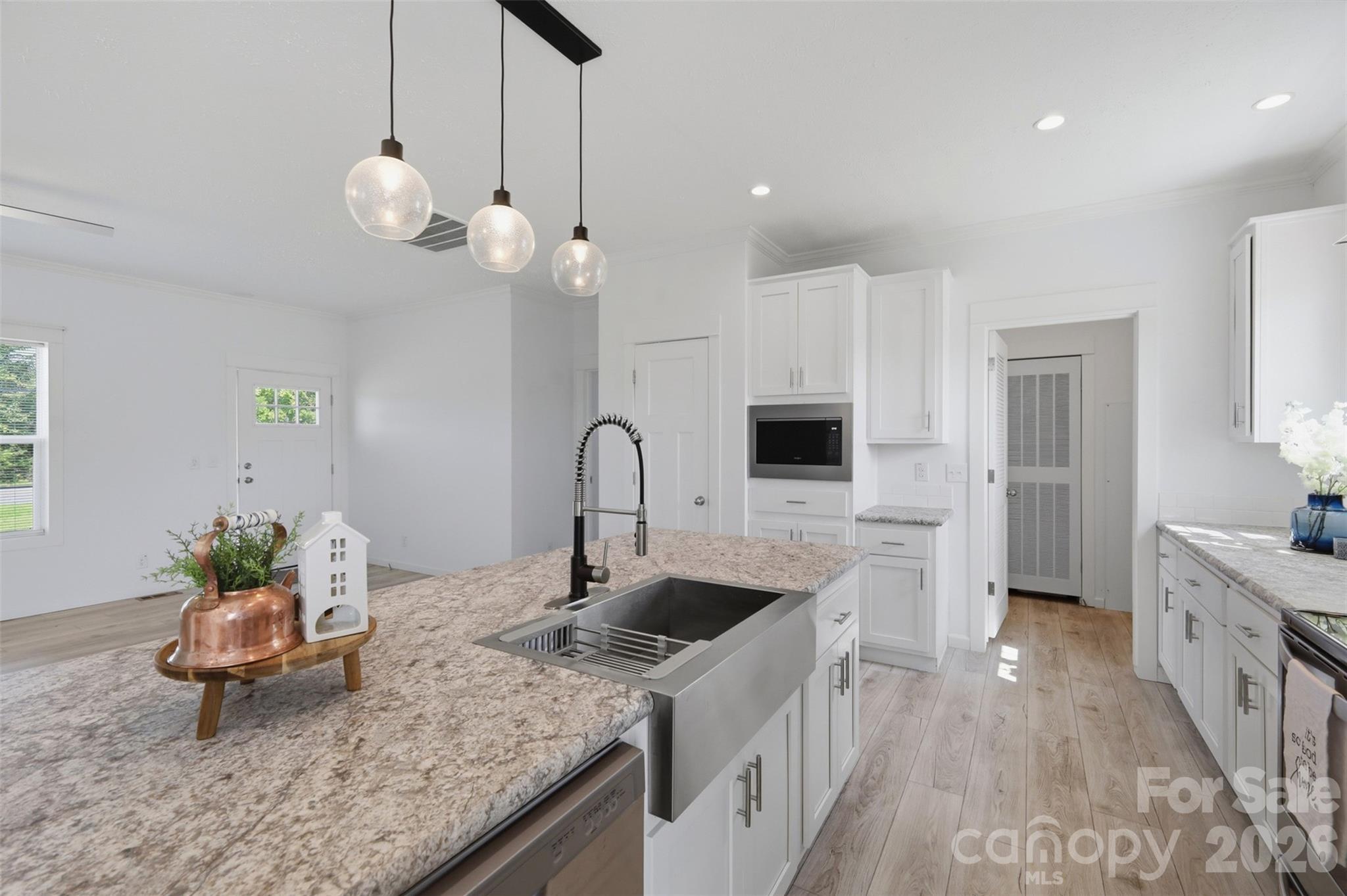 629 Mount Wesley Church Road — Hiddenite