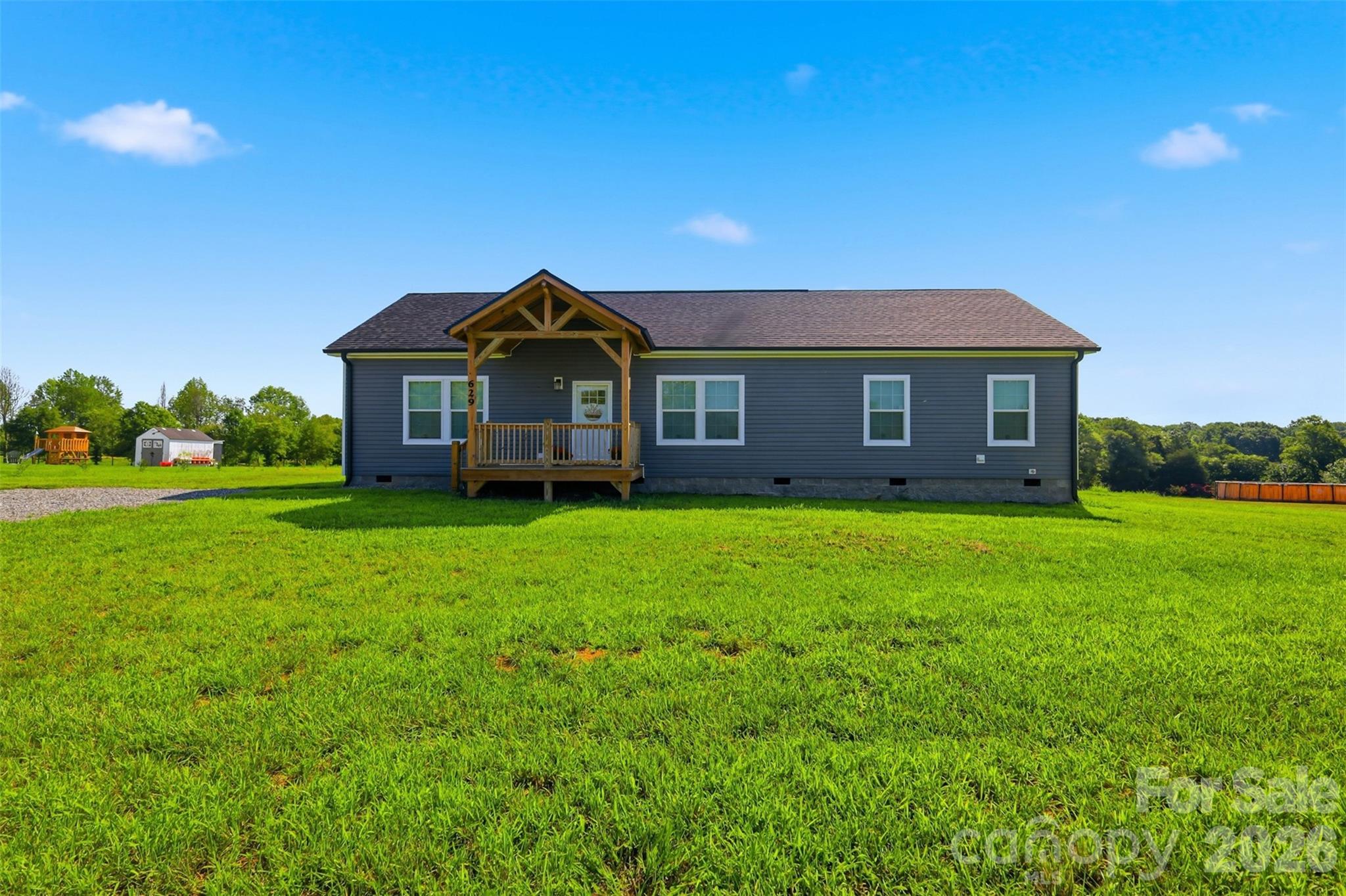 629 Mount Wesley Church Road — Hiddenite