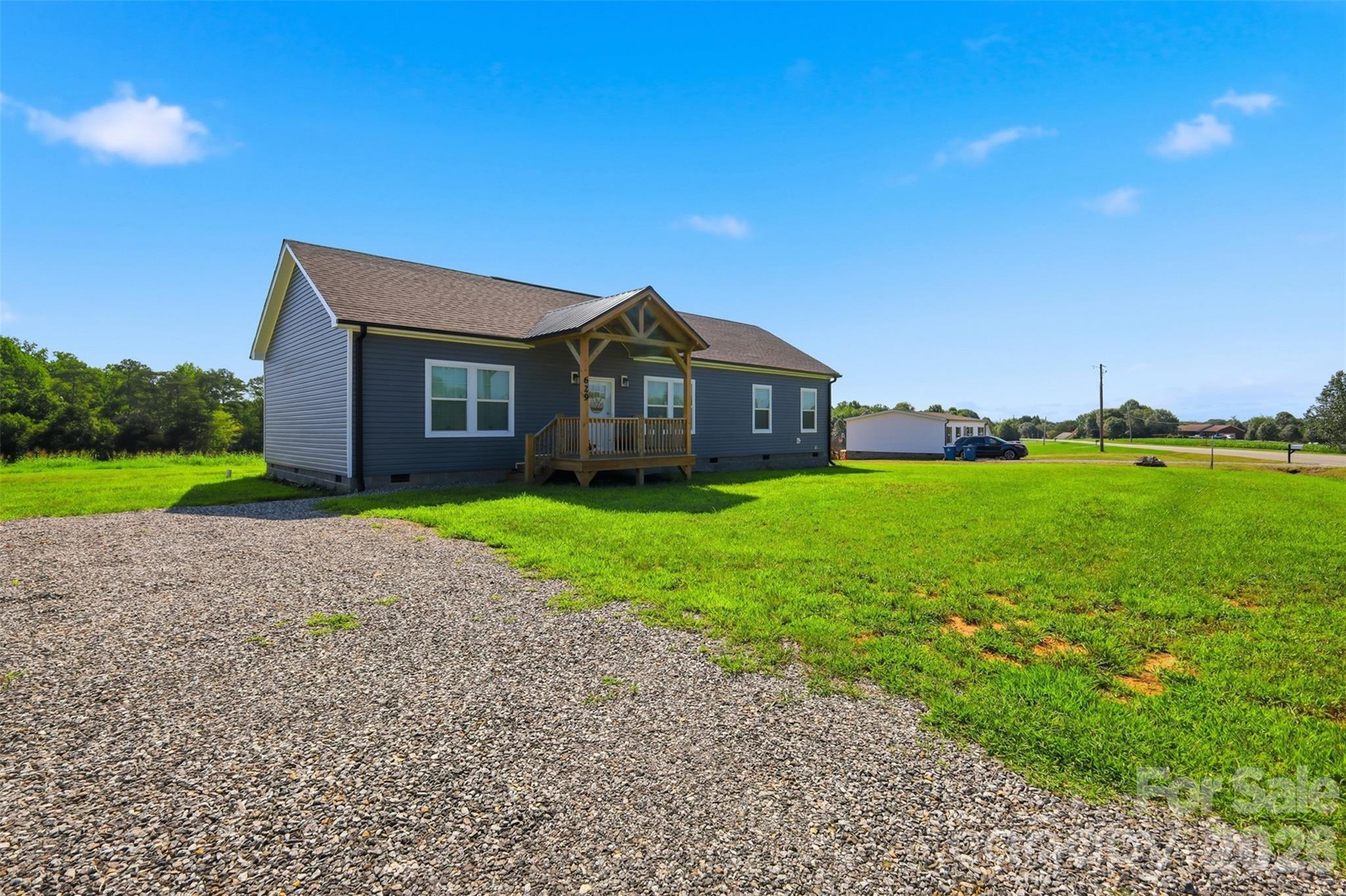629 Mount Wesley Church Road — Hiddenite