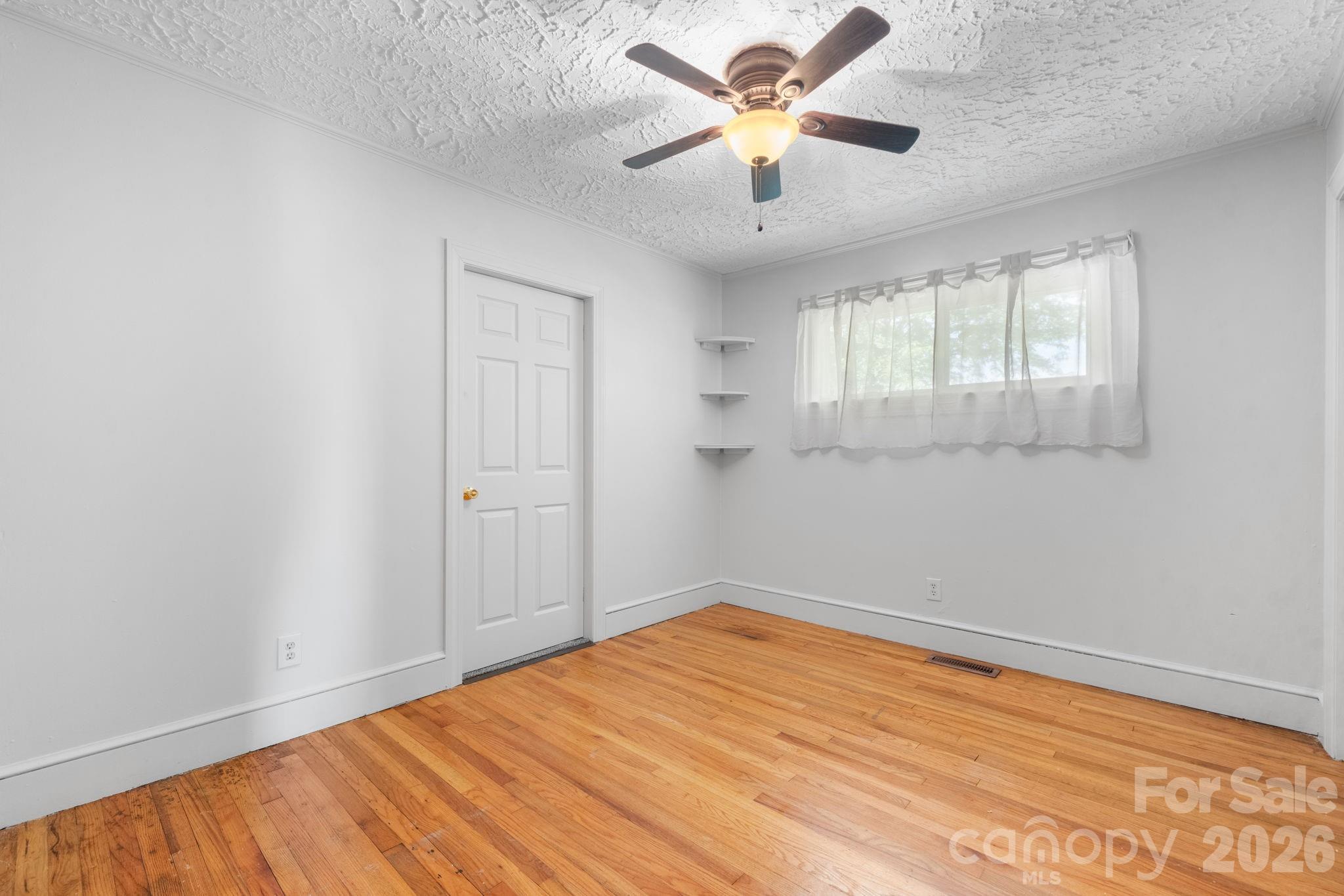 296 Pine Mountain Road — Hudson