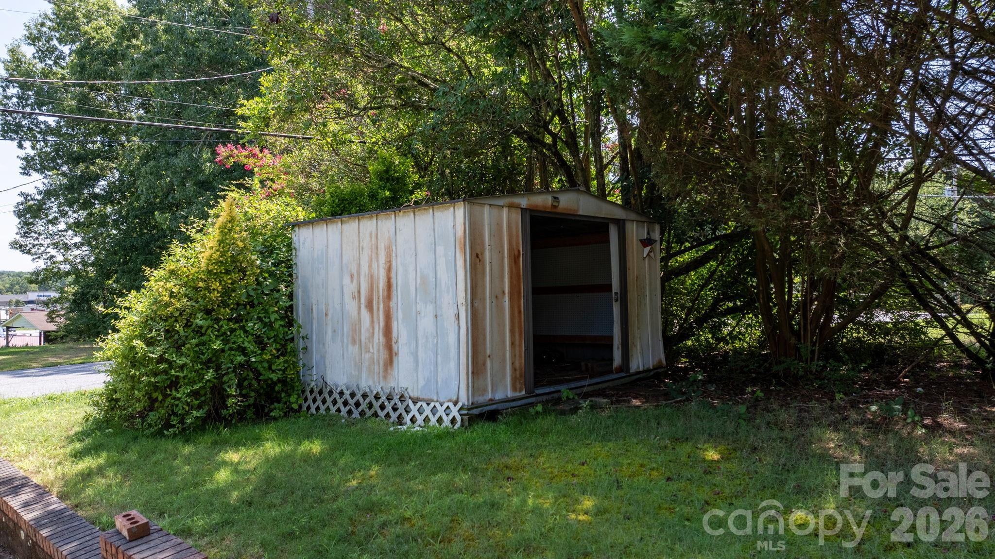 296 Pine Mountain Road — Hudson