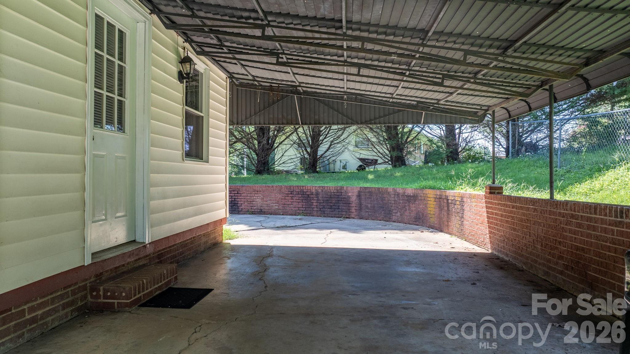 296 Pine Mountain Road — Hudson