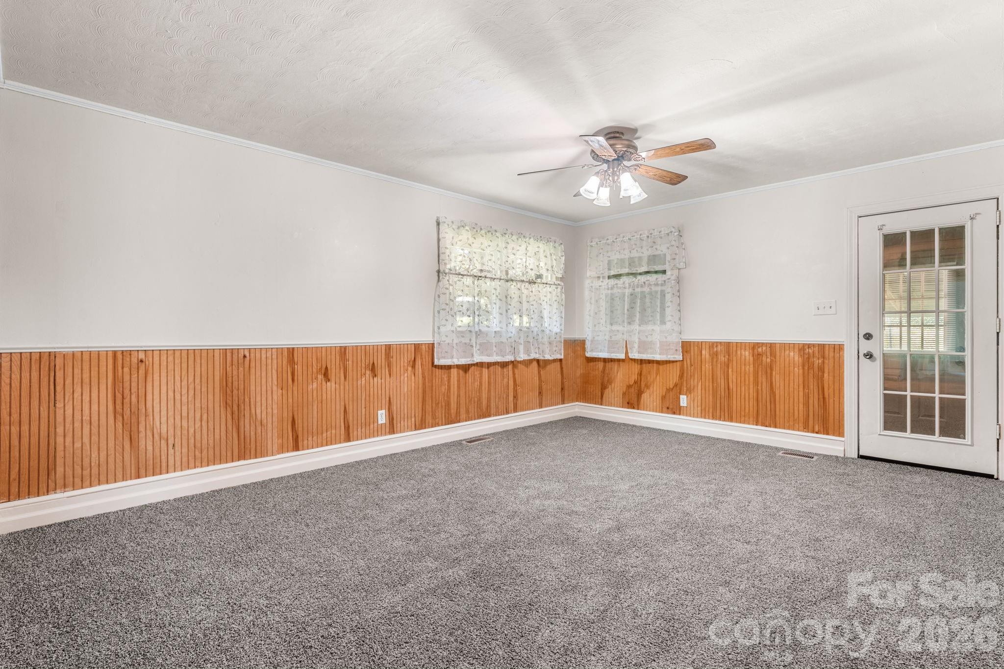 296 Pine Mountain Road — Hudson