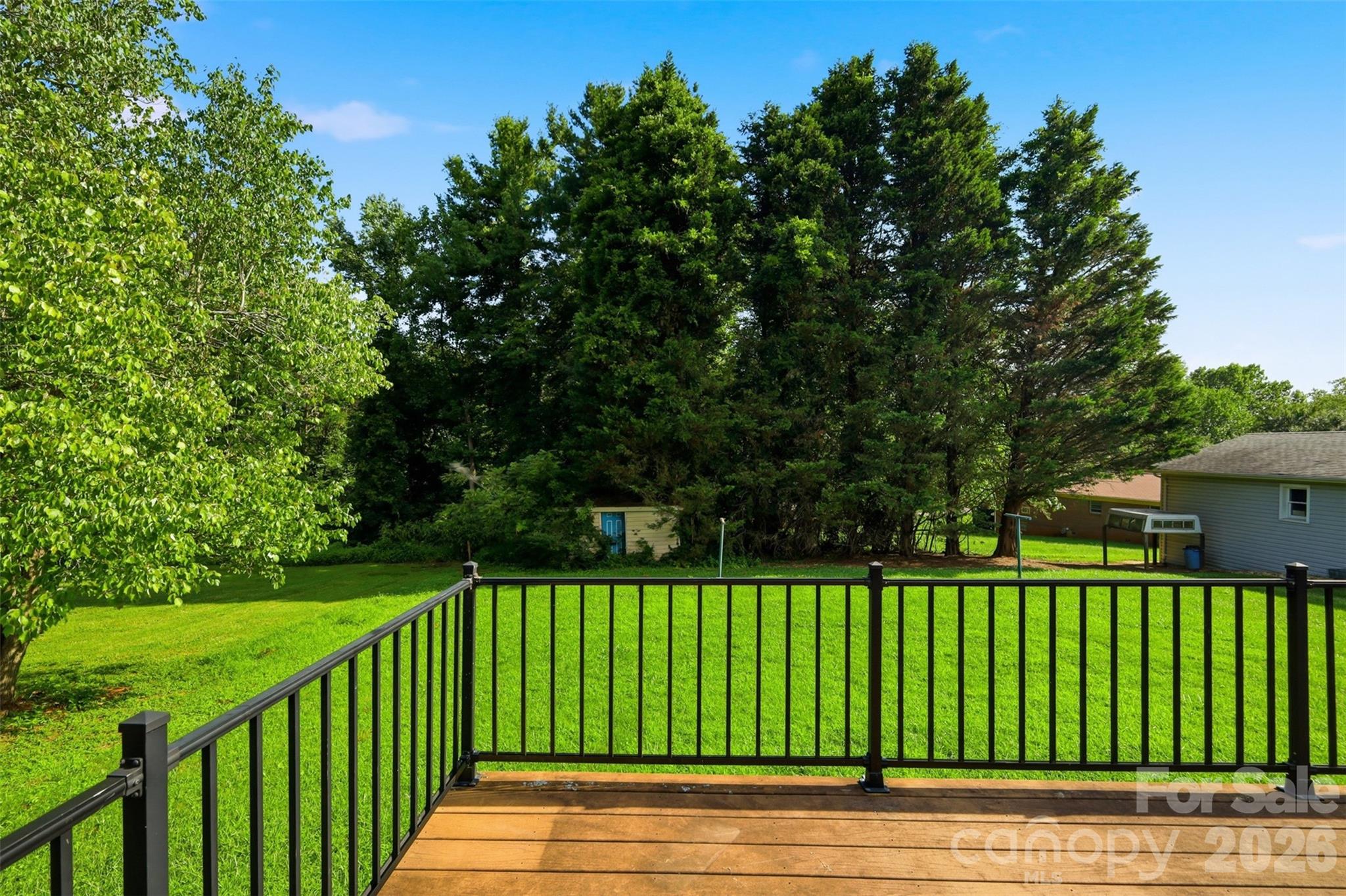 2262 9th Avenue Drive NE — Hickory
