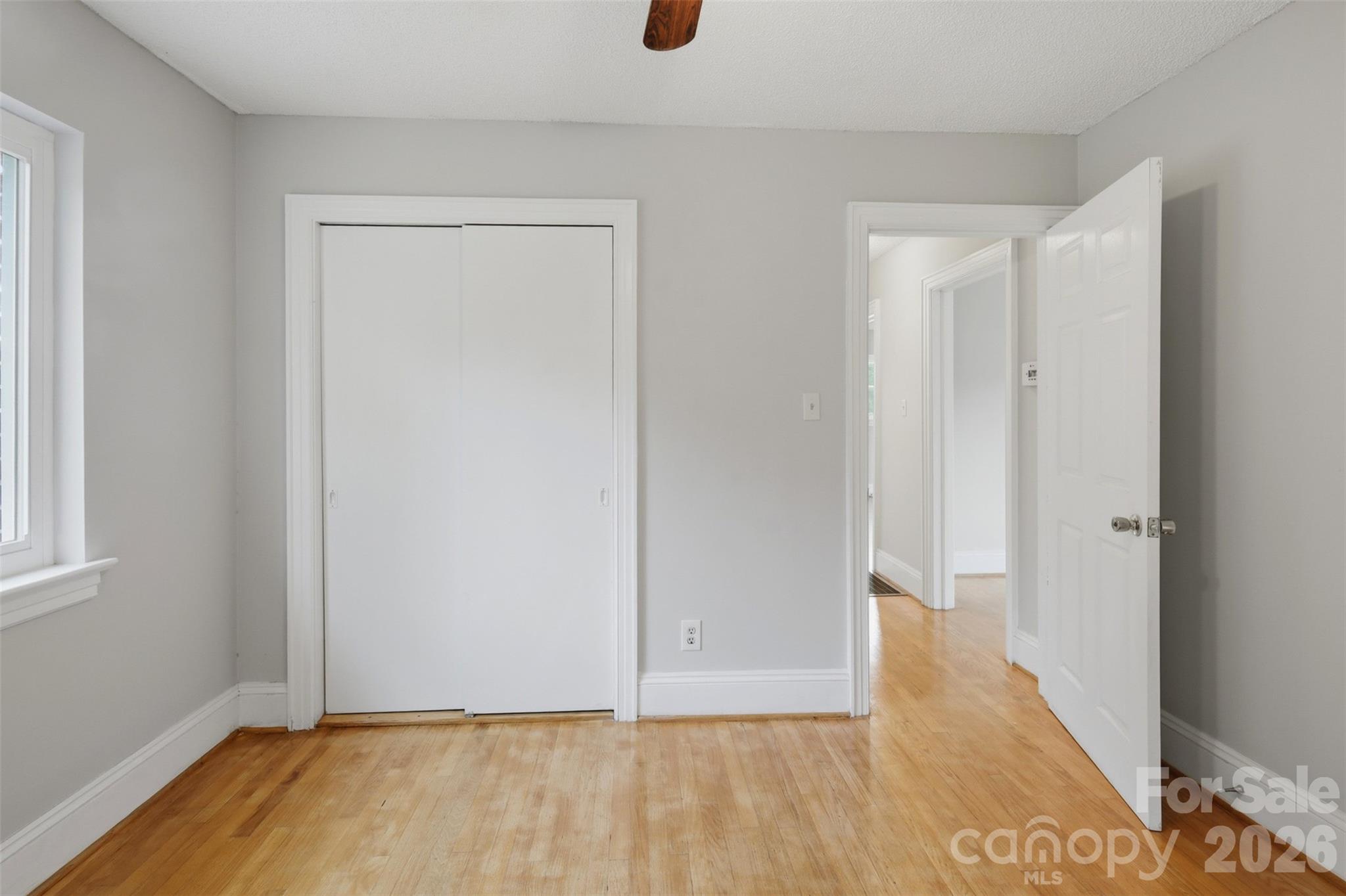 2262 9th Avenue Drive NE — Hickory