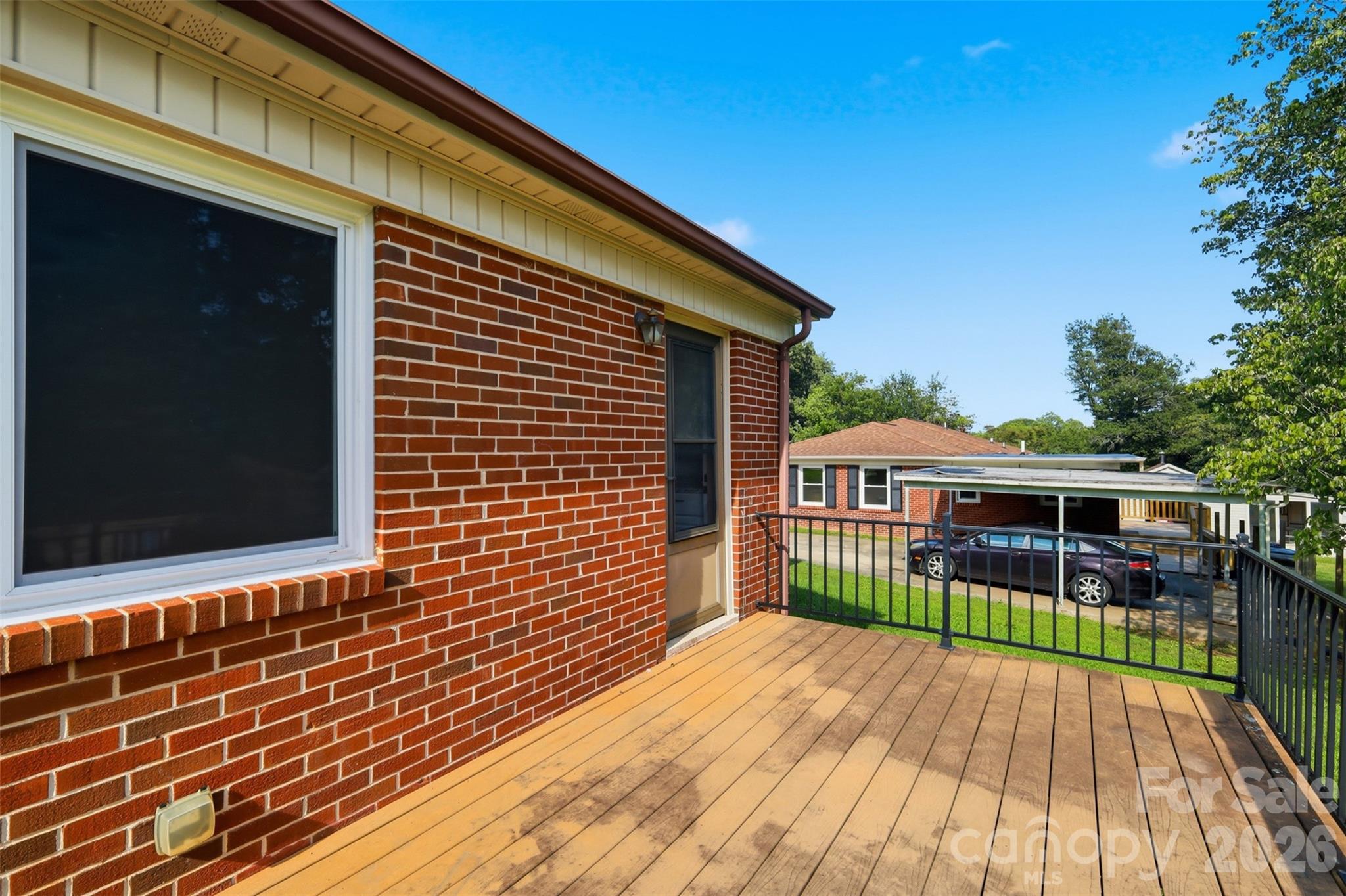 2262 9th Avenue Drive NE — Hickory