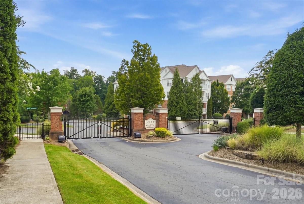 14817 Santa Lucia Drive — Charlotte