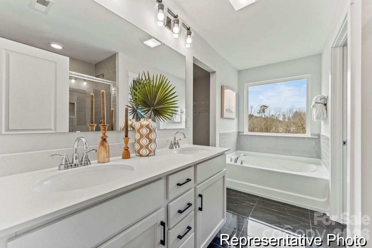 132 Pembroke Way #21 — Albemarle