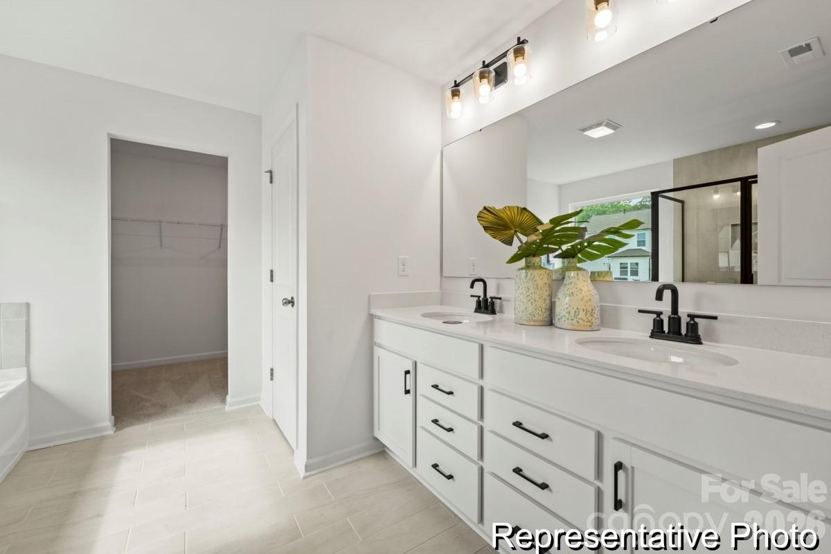 136 Pembroke Way #23 — Albemarle