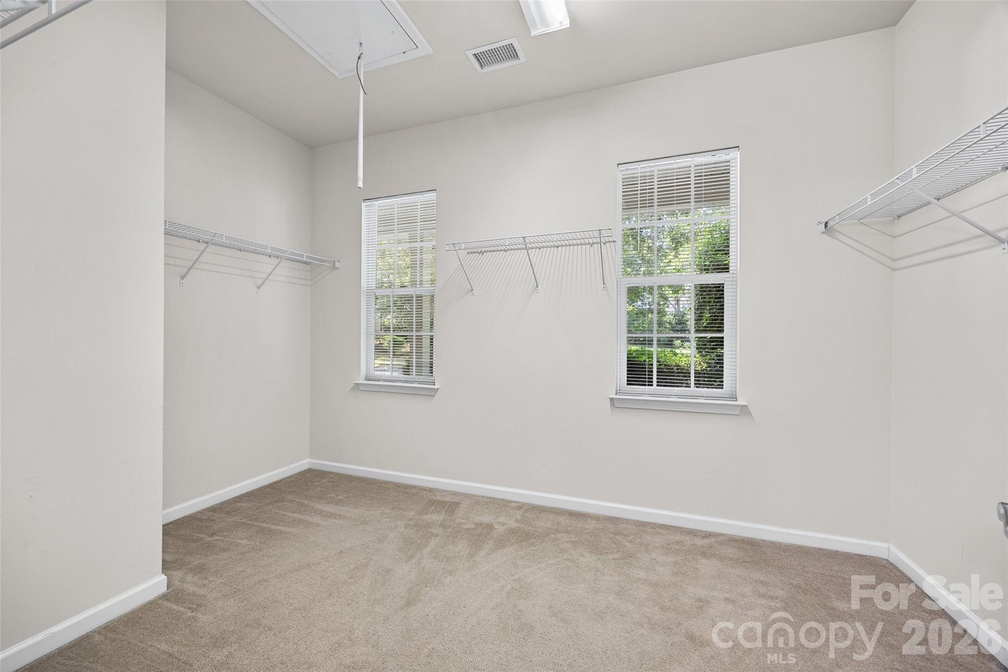 5914 Kirkwynd Commons Drive — Charlotte