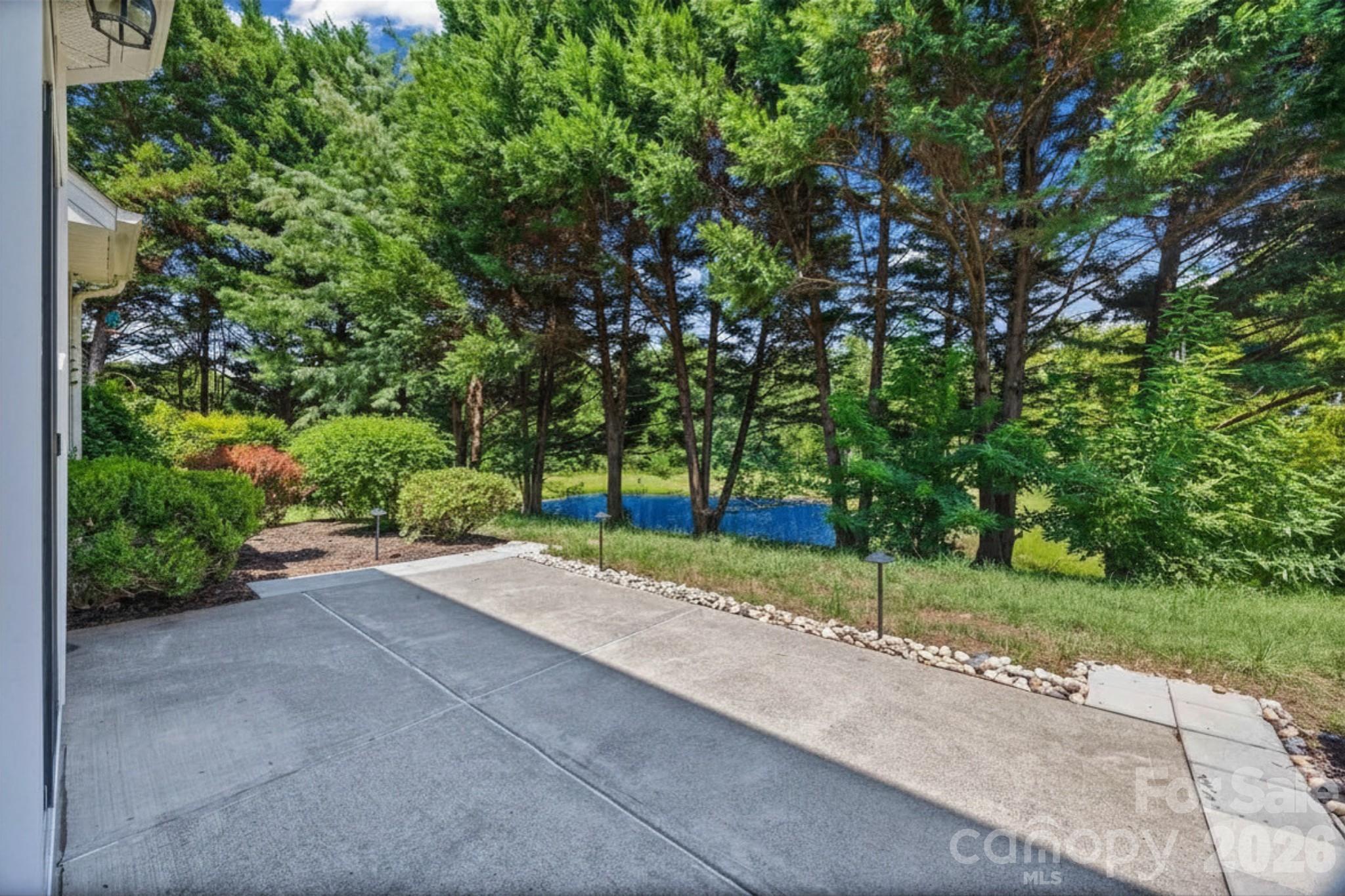 5914 Kirkwynd Commons Drive — Charlotte