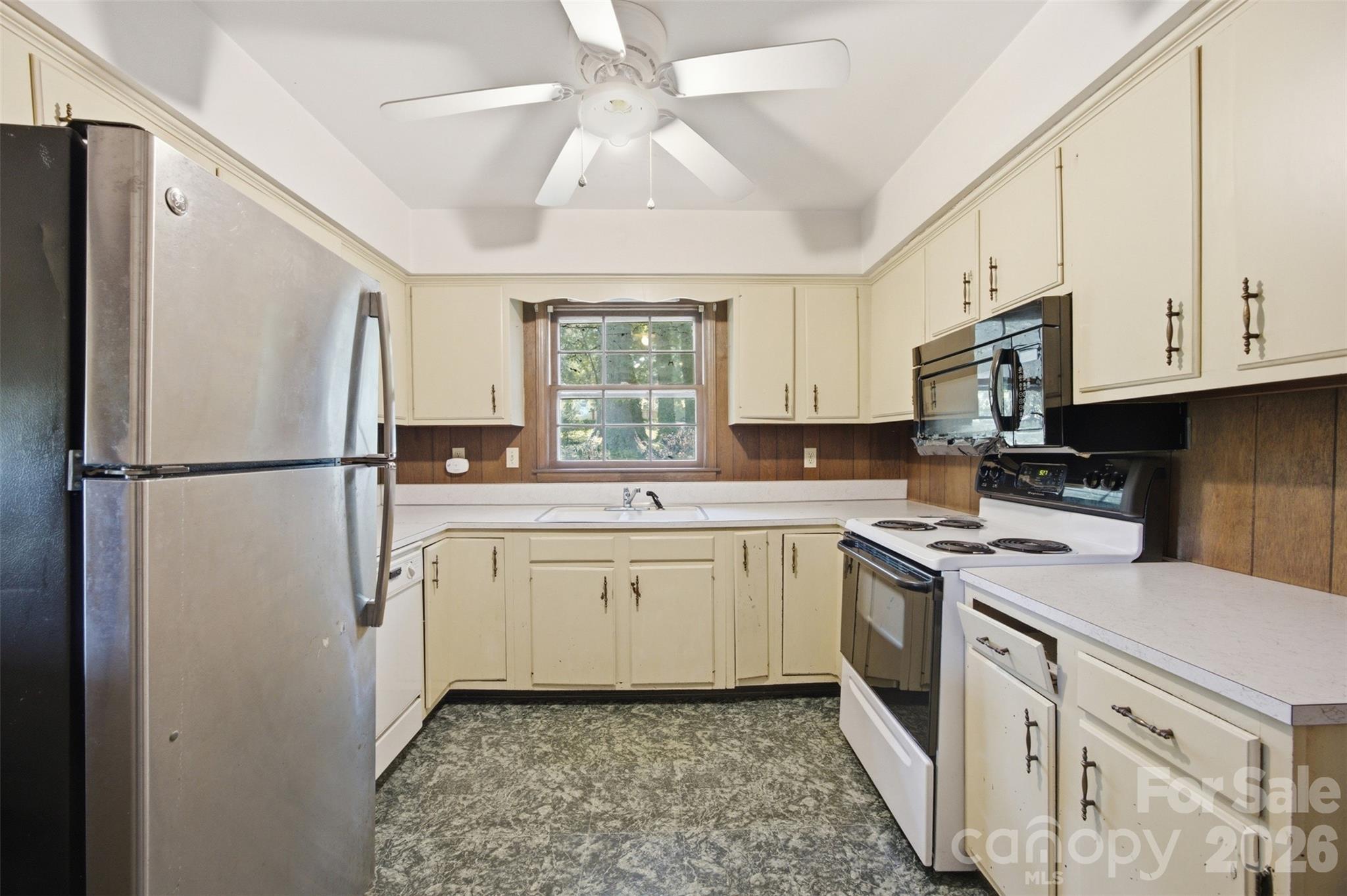 2105 Helen Drive — Gastonia