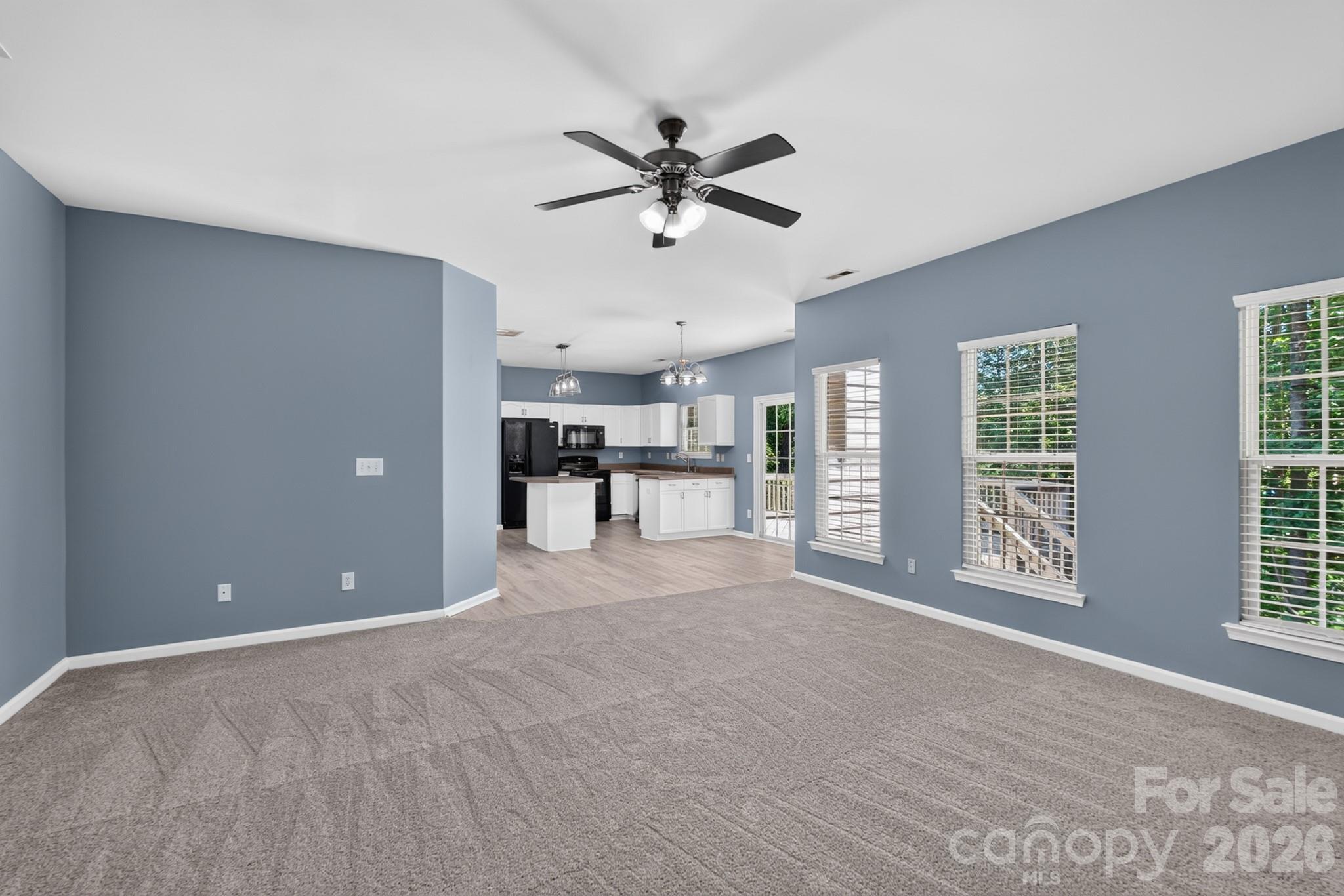 728 Knightswood Road — Fort Mill