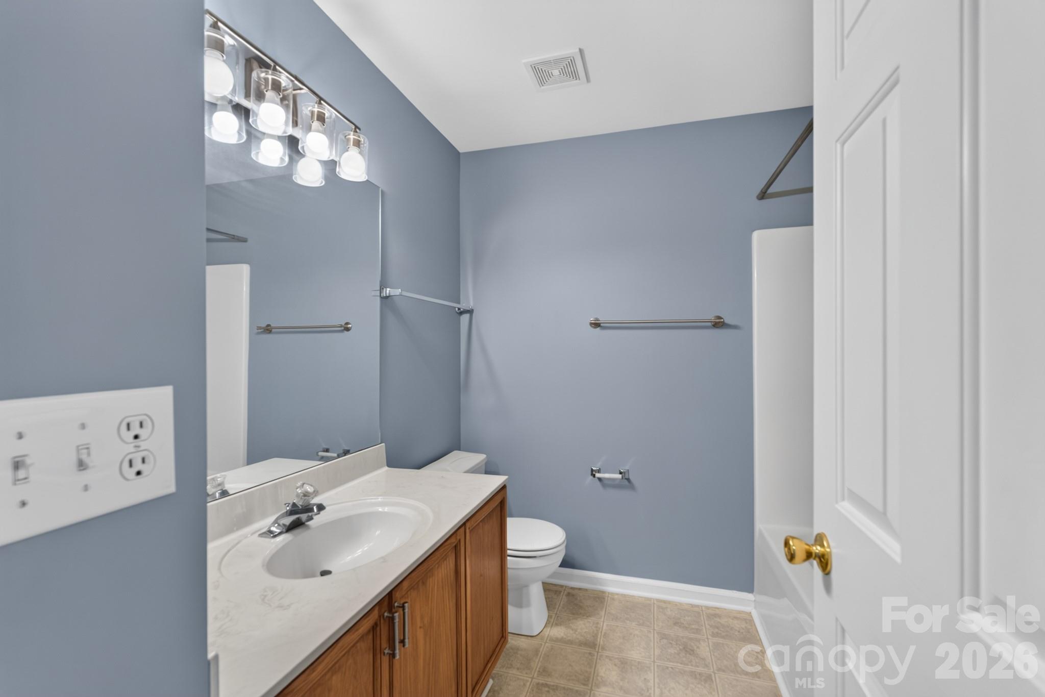 728 Knightswood Road — Fort Mill