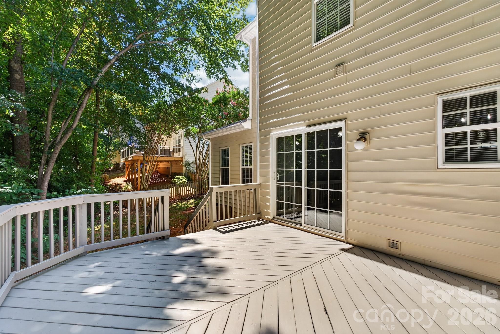728 Knightswood Road — Fort Mill
