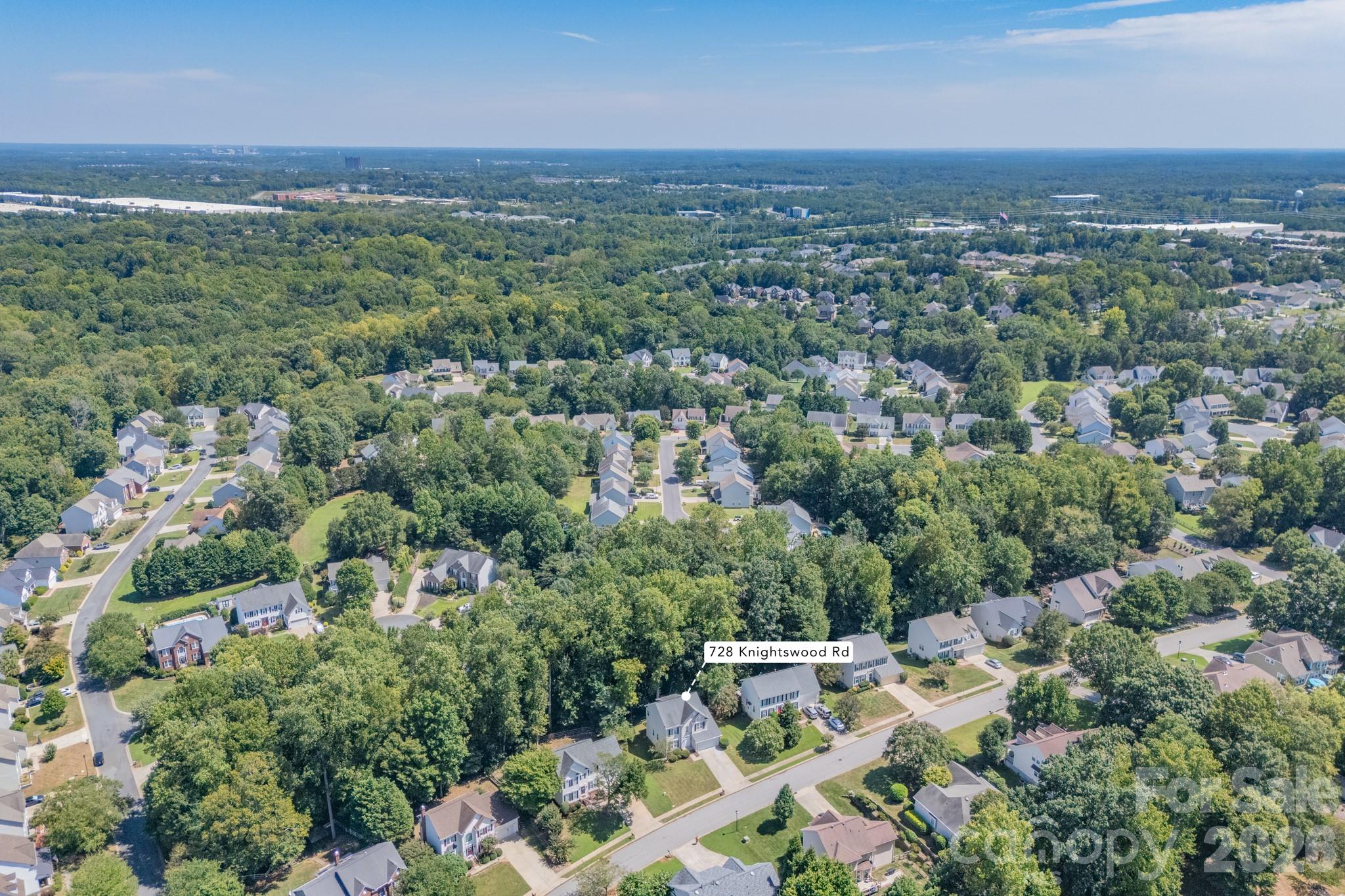 728 Knightswood Road — Fort Mill
