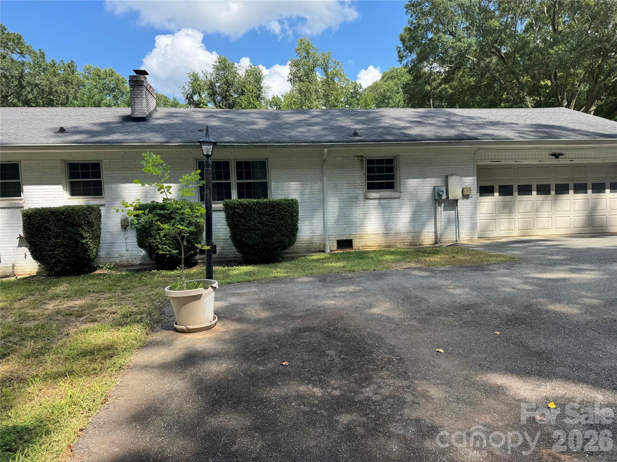 6233 Donna Drive — Charlotte