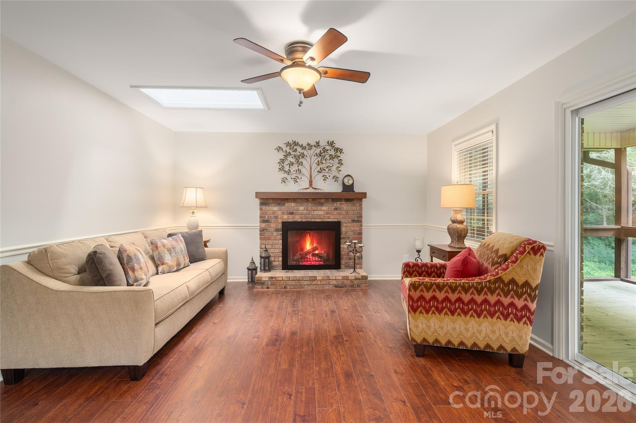4 Hunters Lane — Hendersonville