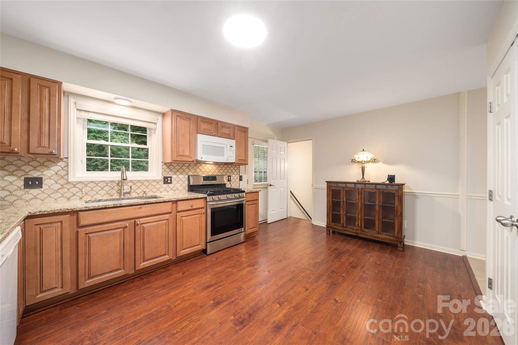 4 Hunters Lane — Hendersonville
