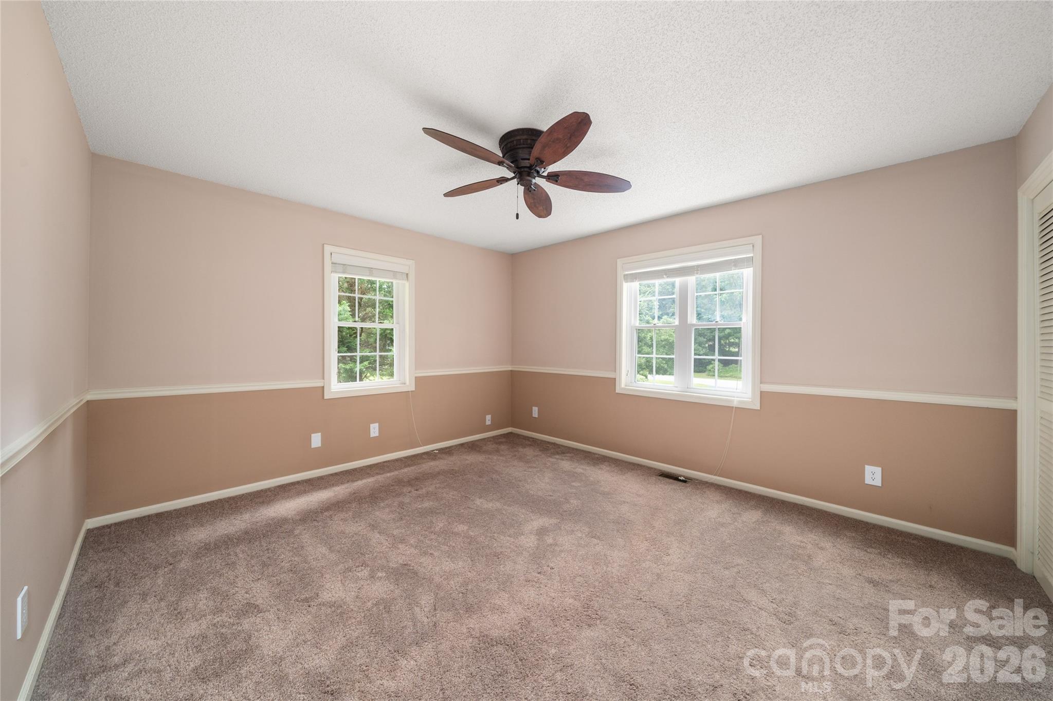 4 Hunters Lane — Hendersonville