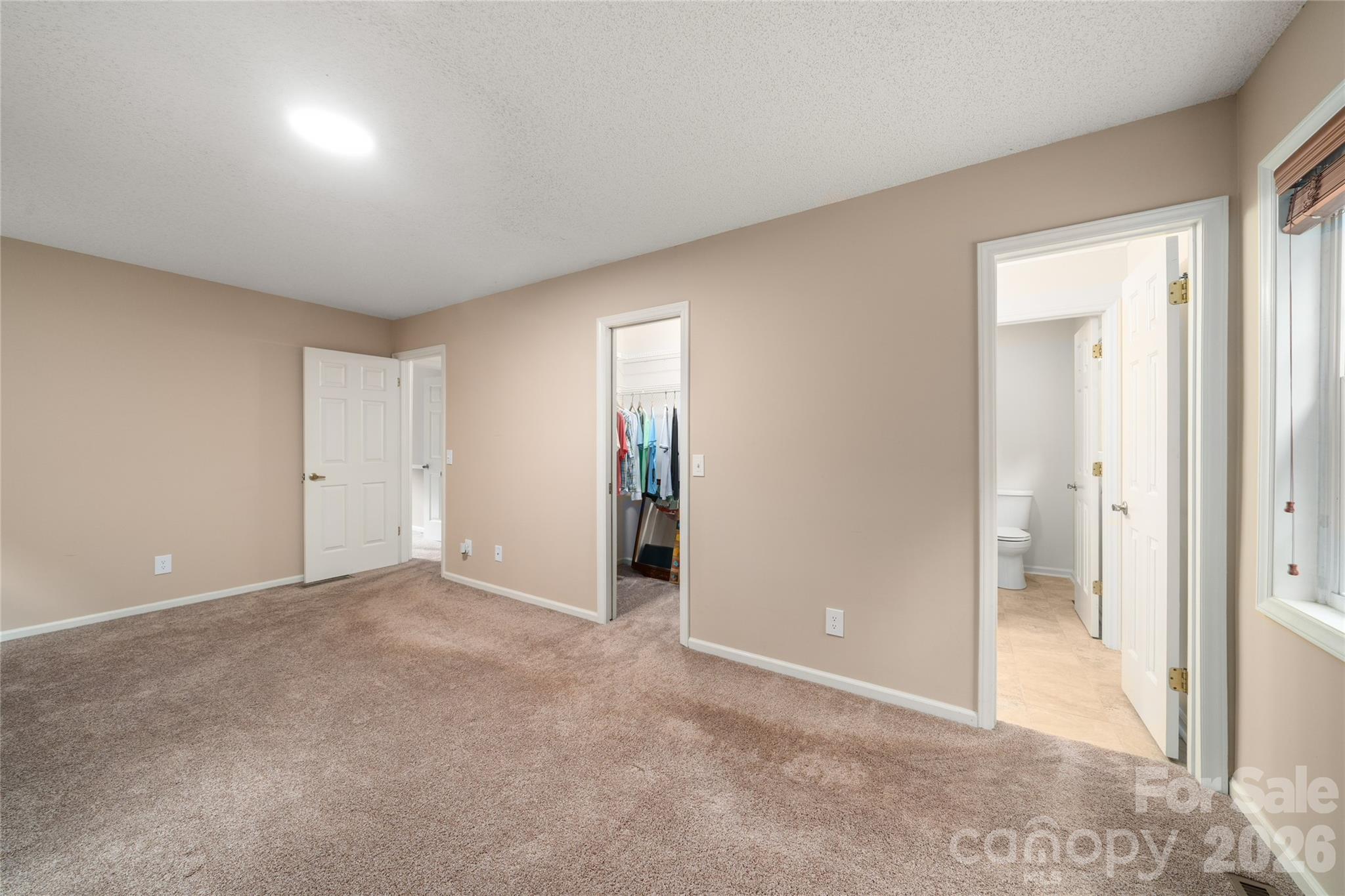 4 Hunters Lane — Hendersonville