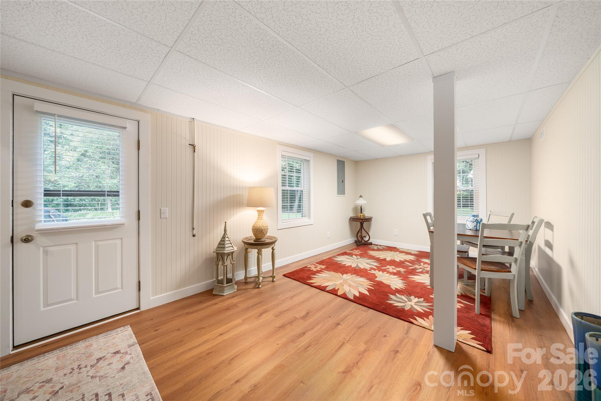 4 Hunters Lane — Hendersonville
