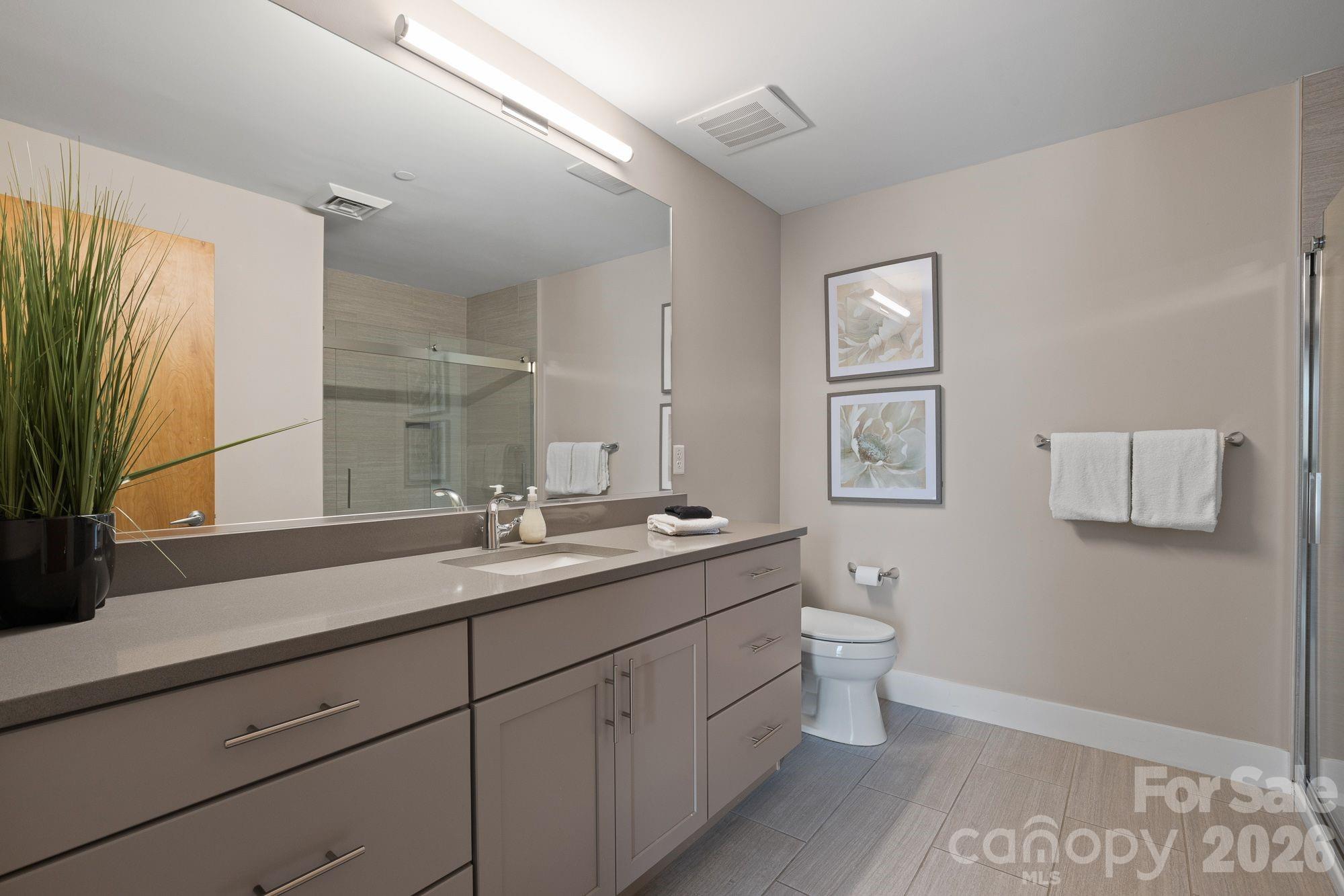 45 Asheland Avenue #405 — Asheville